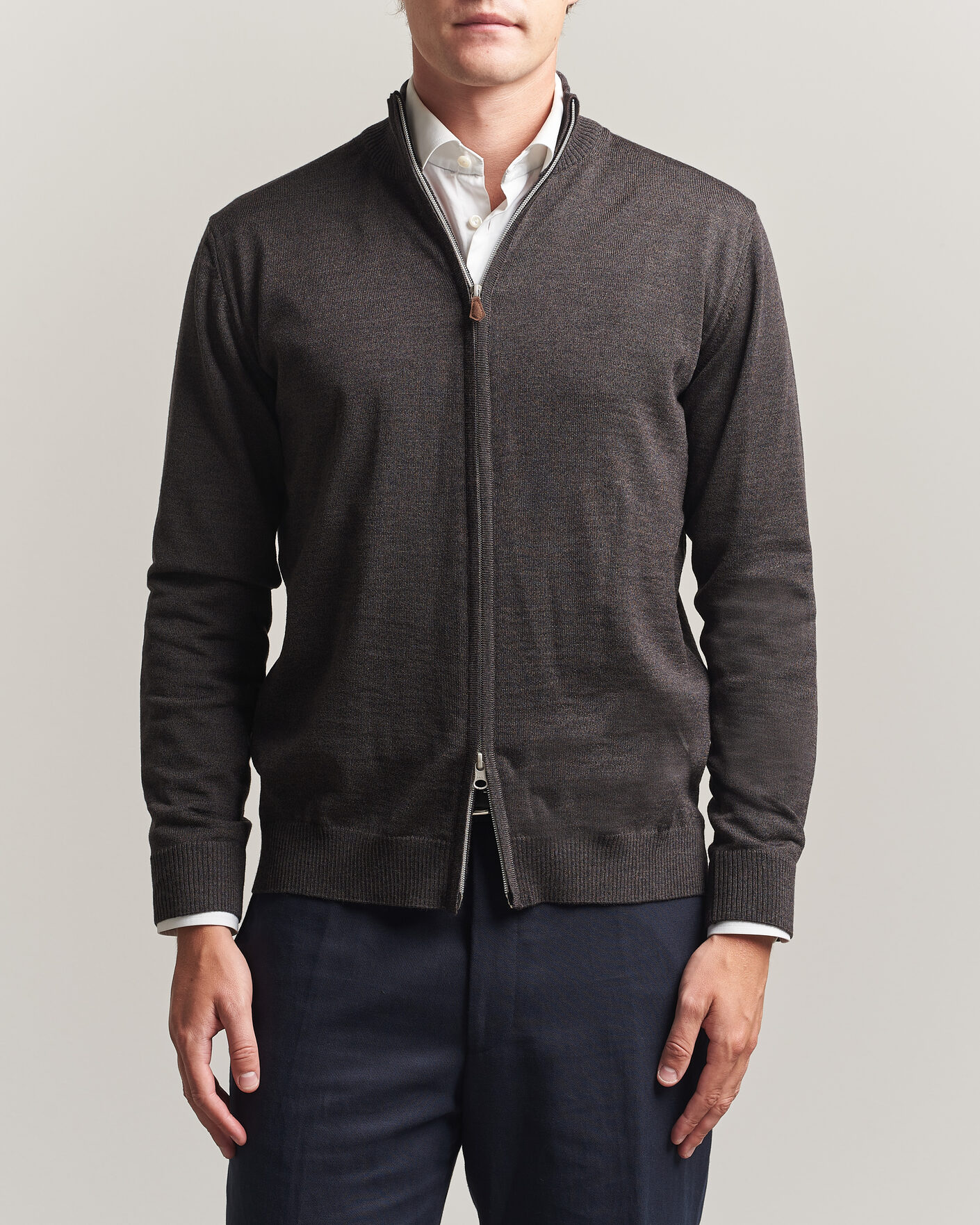 Mies | Puserot | Stenströms | Merino Full Zip Dark Brown
