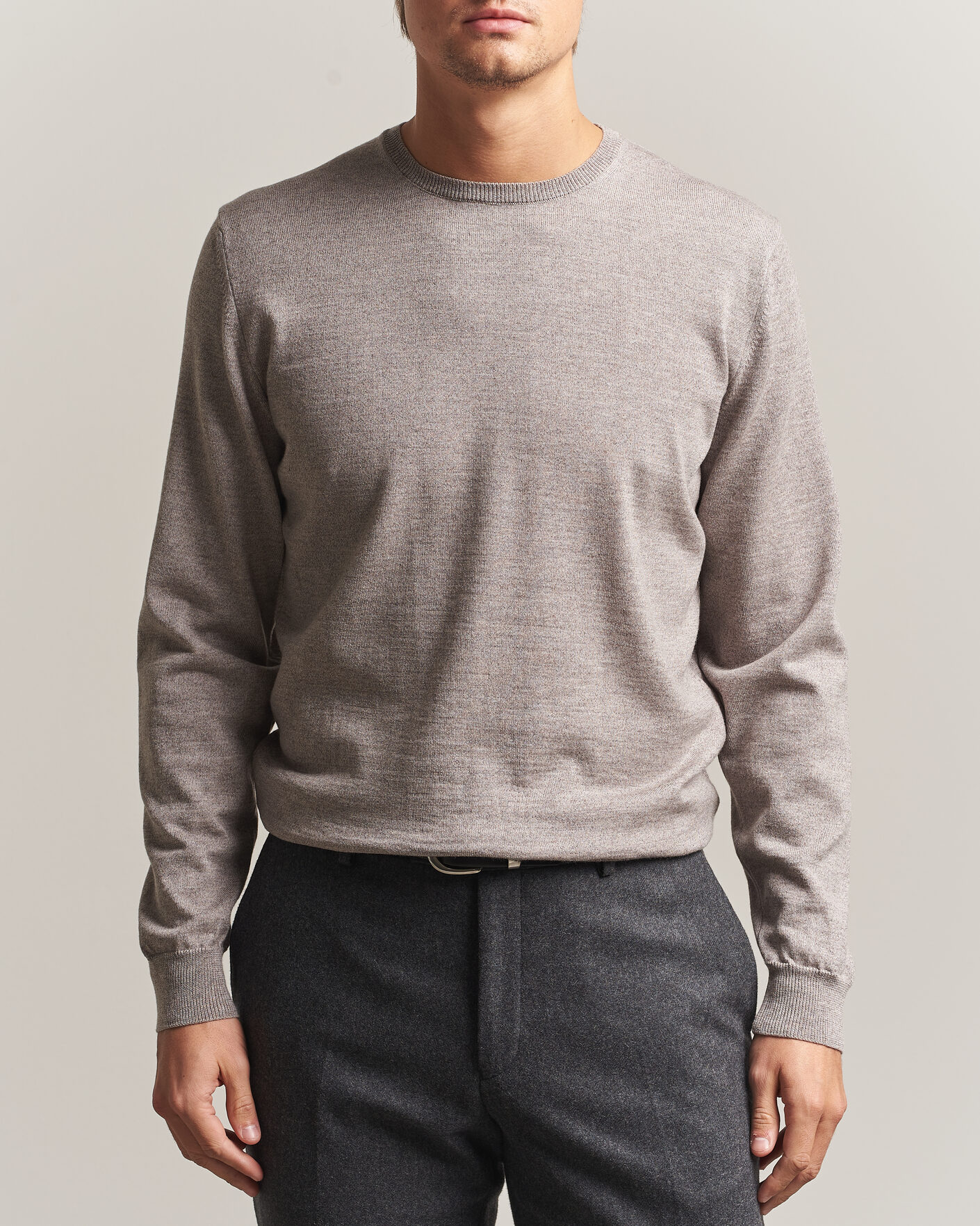 Mies | Puserot | Stenströms | Merino Patch Crew Neck Beige