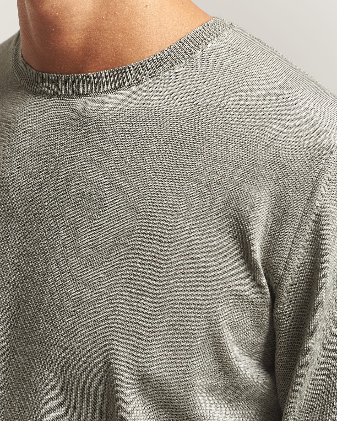 Mies | Puserot | Stenströms | Merino Patch Crew Neck Green/Grey