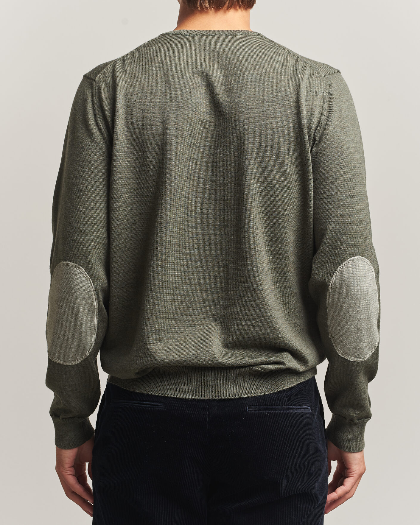 Mies | Puserot | Stenströms | Merino Patch Crew Neck Dark Green