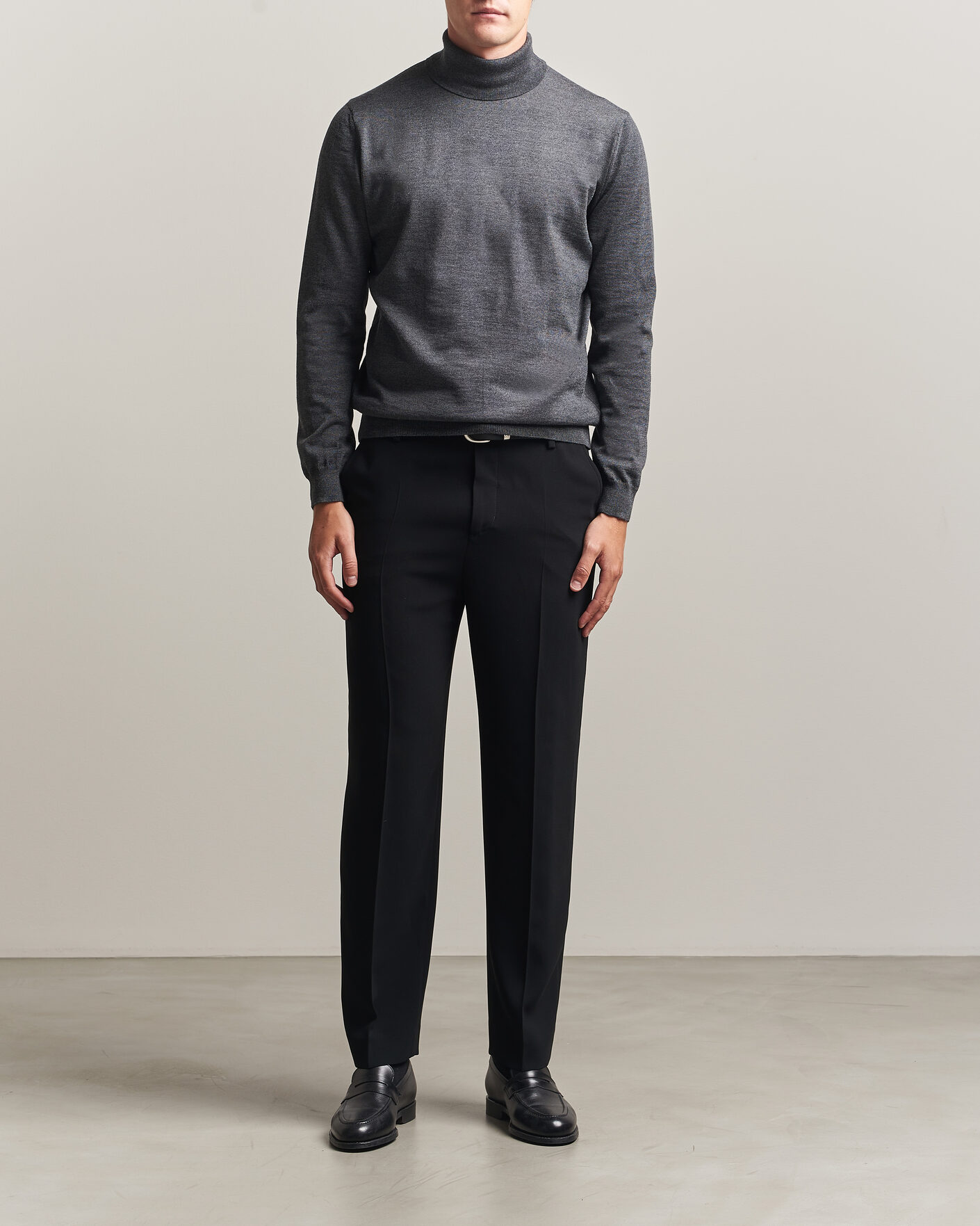Mies | Puserot | Stenströms | Merino Rollneck Dark Grey