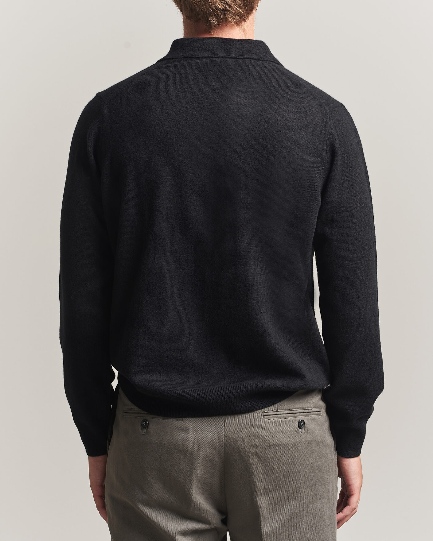 Mies | Puserot | Sunspel | Cashmere Polo Black