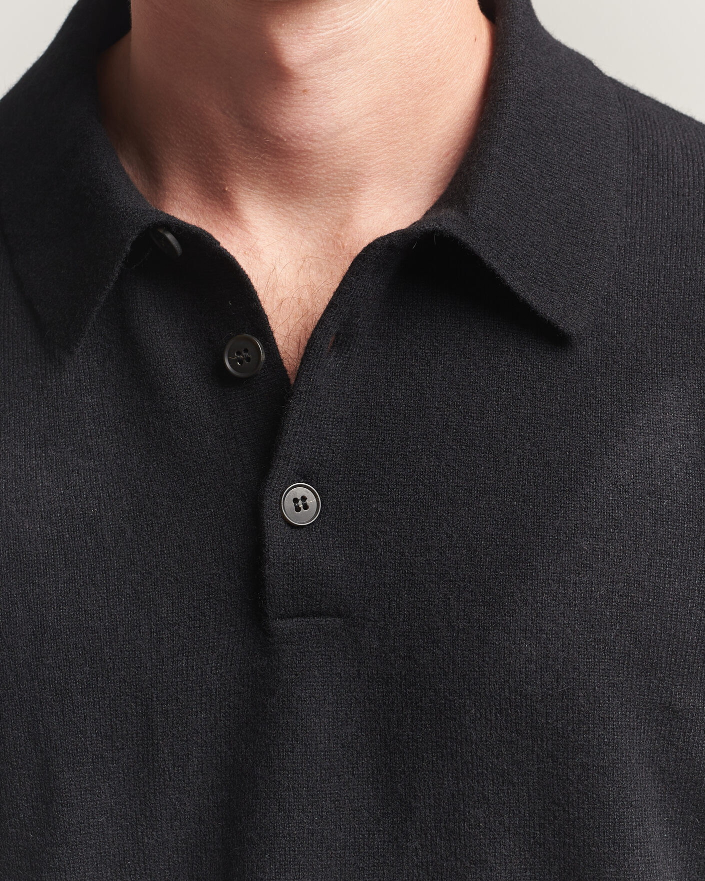 Mies | Puserot | Sunspel | Cashmere Polo Black