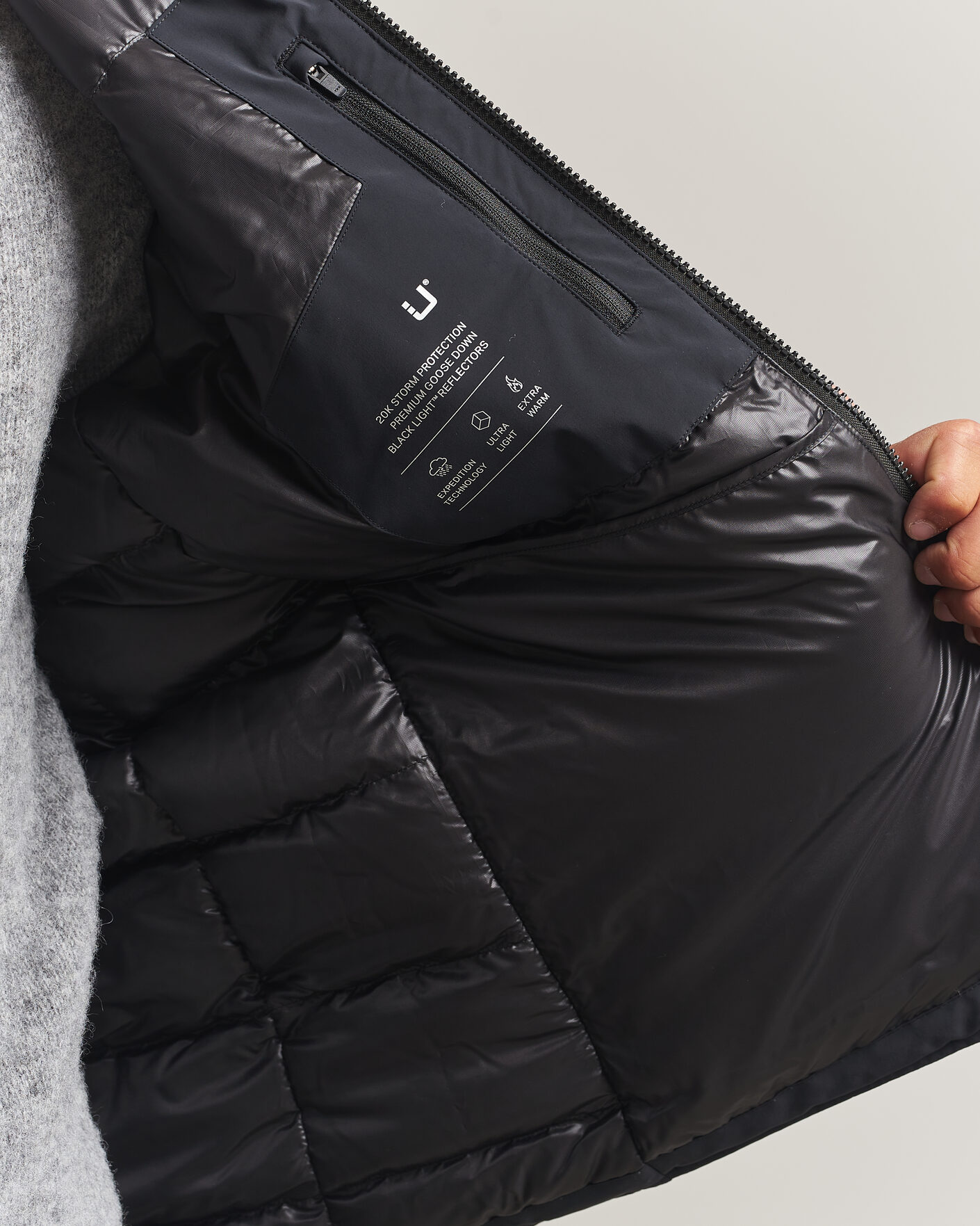 Mies | Takit | UBR | Phantom Down Jacket Black