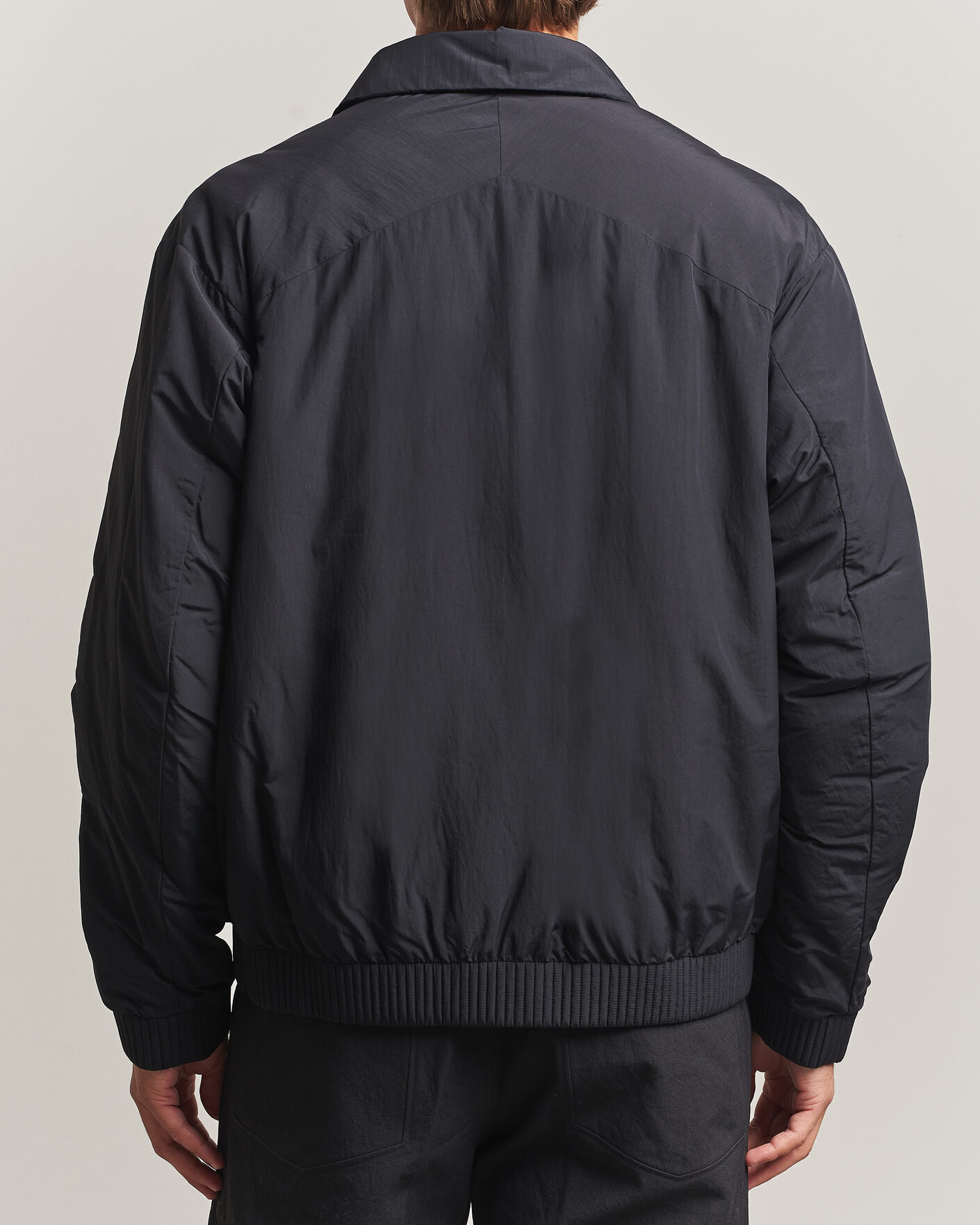 Mies | Takit | Arc'teryx Veilance | Naroda Insulated Jacket Black