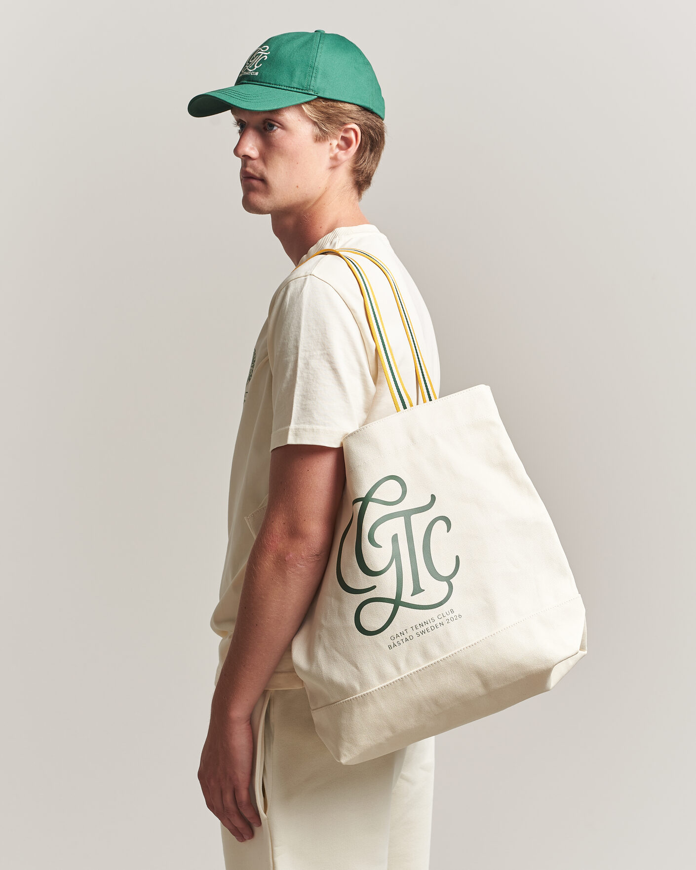 Mies | Laukut | Gant | Tournament Tote Bag Cream