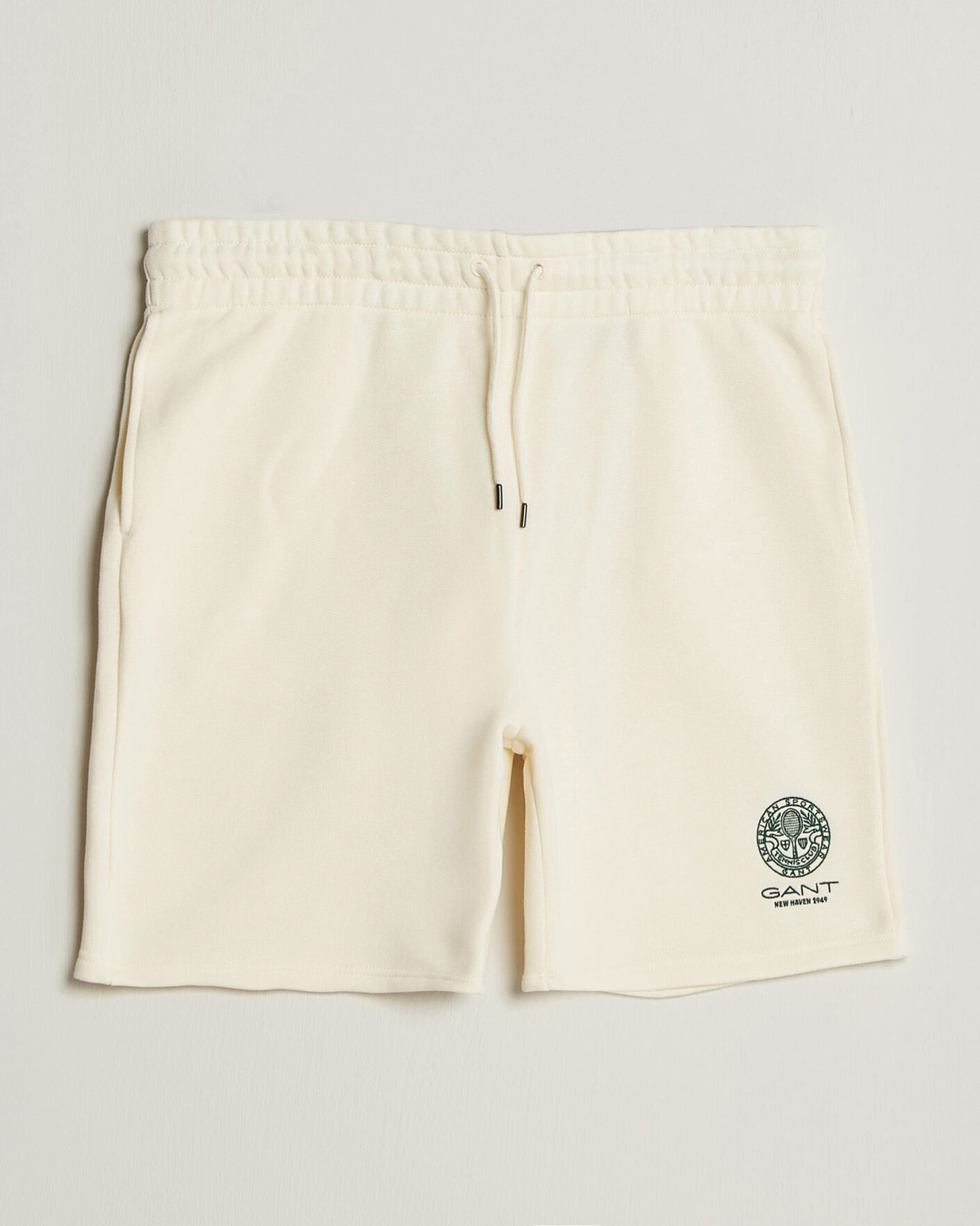 Mies | Shortsit | Gant | Tournament Shorts Cream