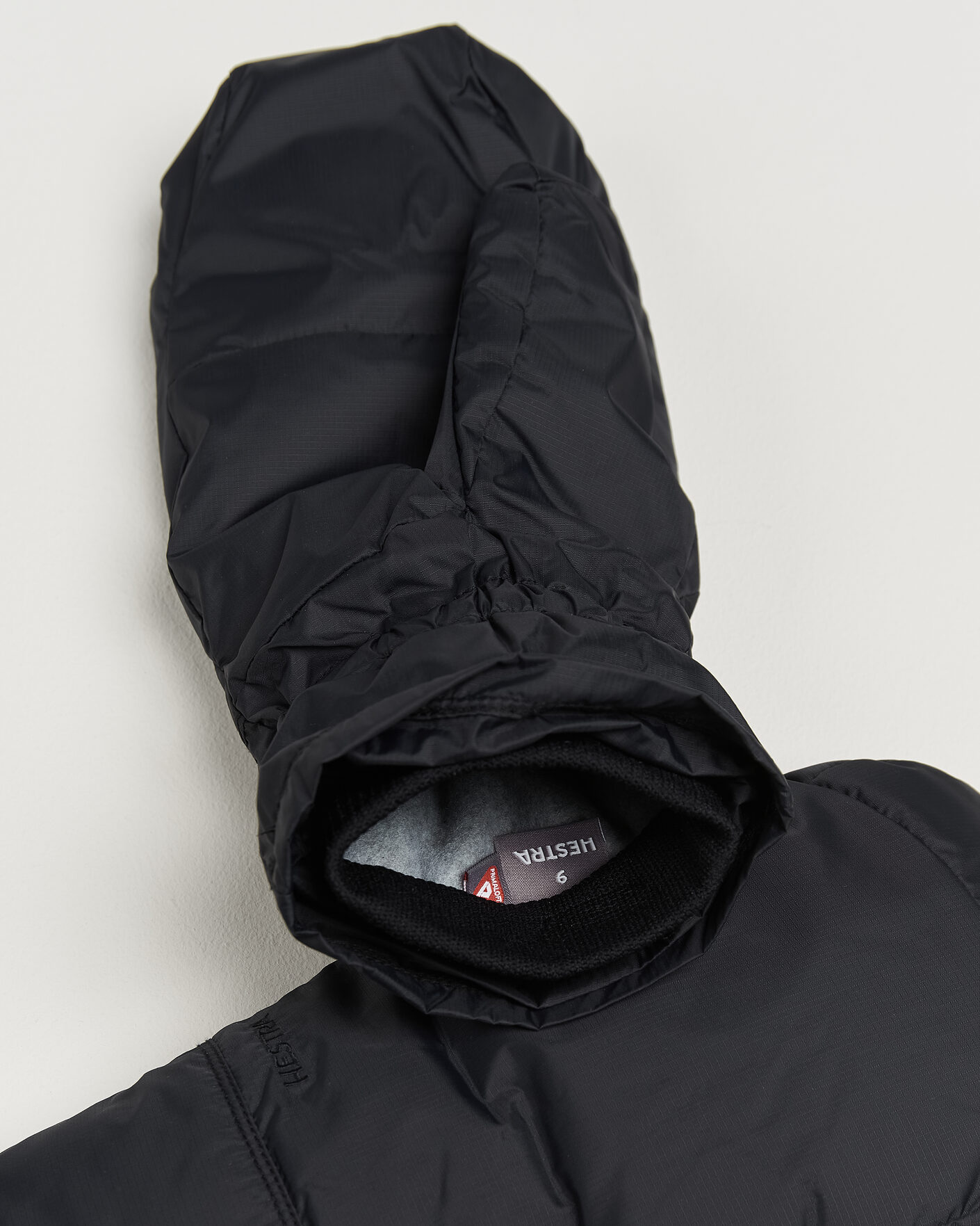 Mies | Käsineet | Hestra | Gabrro Windproof Mitt Black
