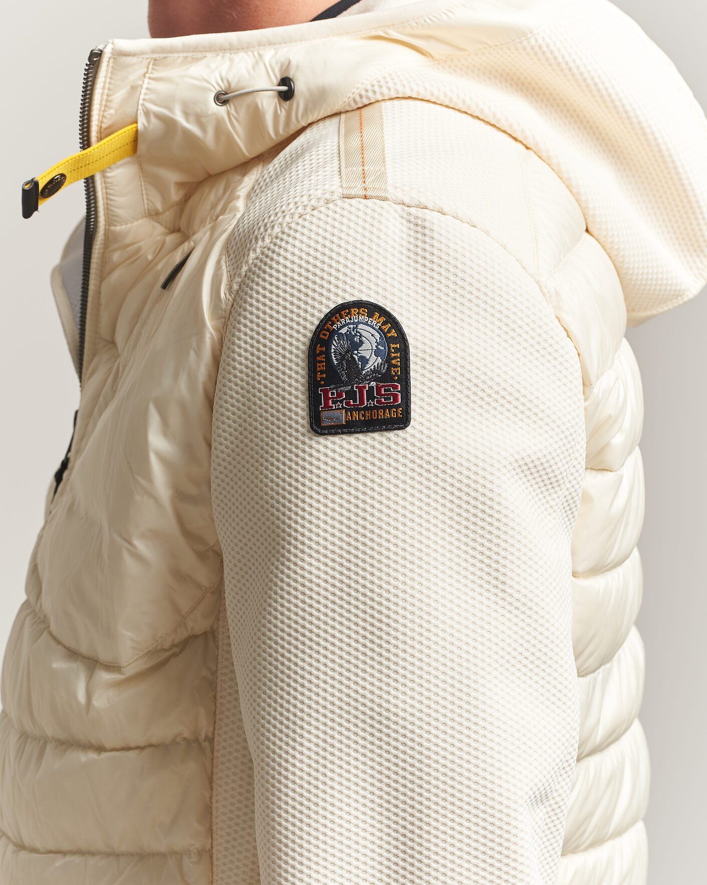 Mies | Takit | Parajumpers | Nolan Warm Up Hybrid Hooded Jacket Warm Ivory