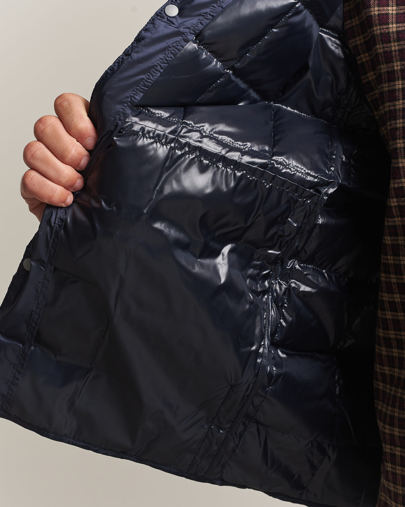 Mies | Ulkoliivit | TAION | V-Neck Lightweight Down Vest Dark Navy