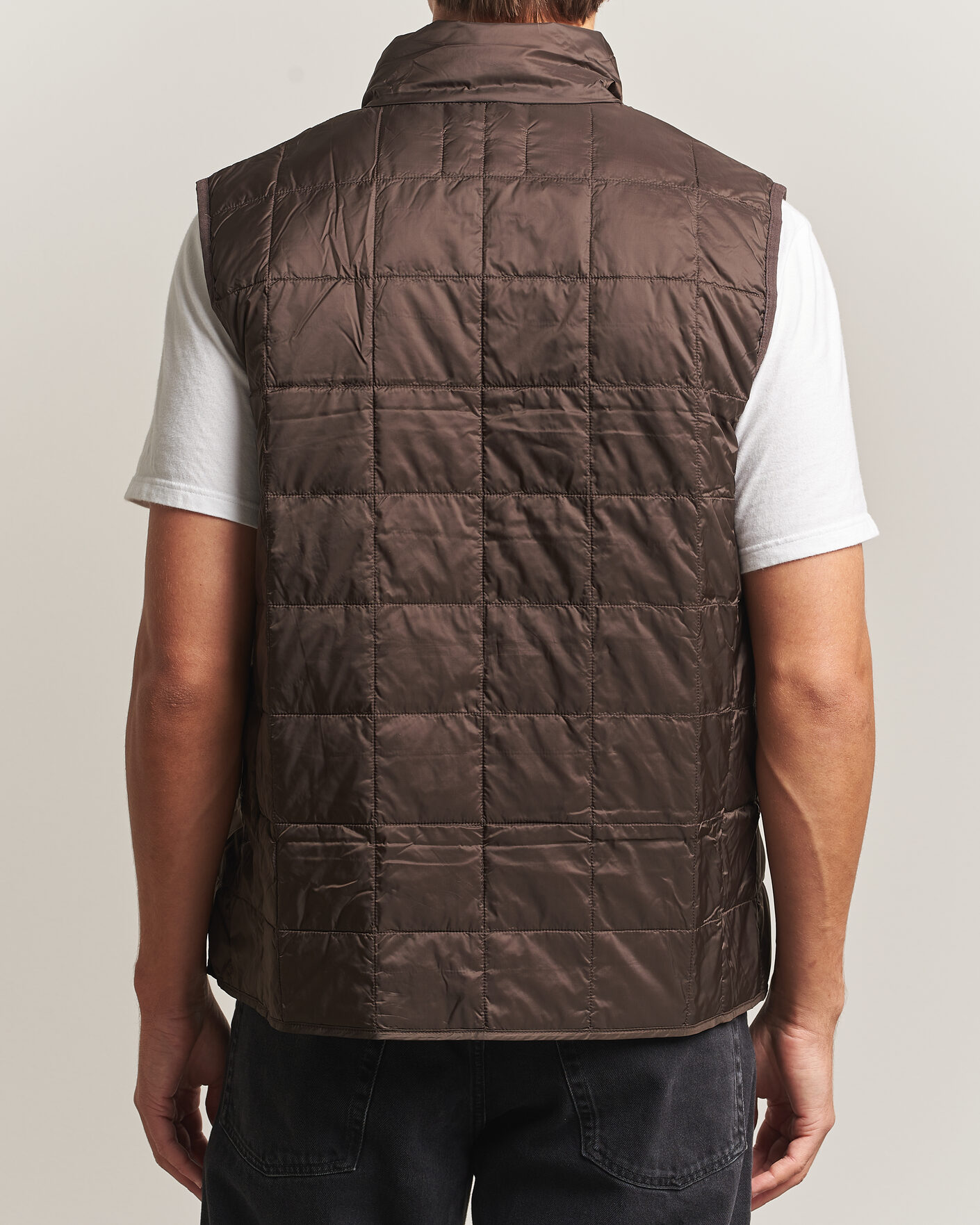 Mies | Ulkoliivit | TAION | High Neck Full Zip Lightweight Down Vest Dark Choco