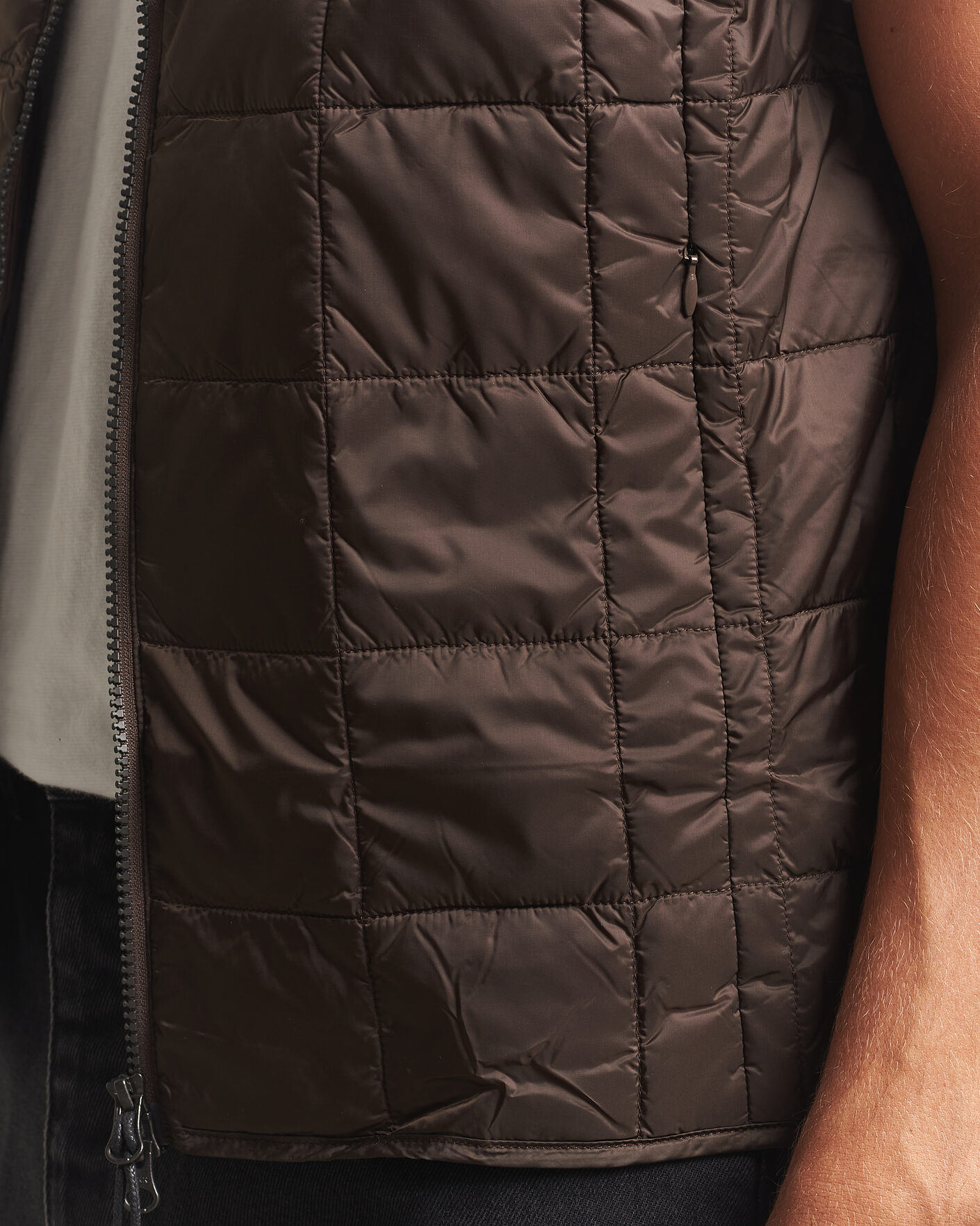 Mies | Ulkoliivit | TAION | High Neck Full Zip Lightweight Down Vest Dark Choco