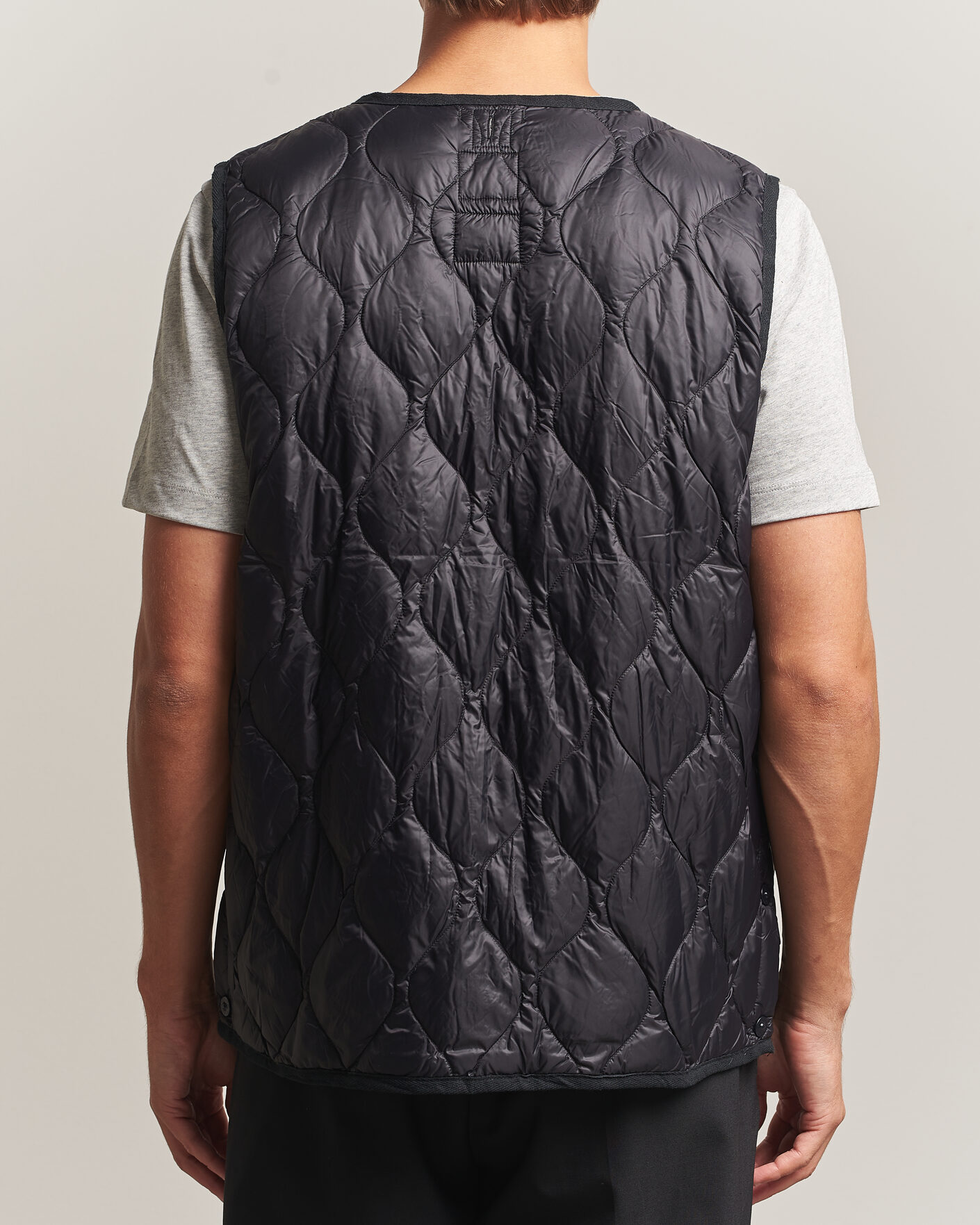 Mies | Ulkoliivit | TAION | Military Crew Neck Down Vest Black