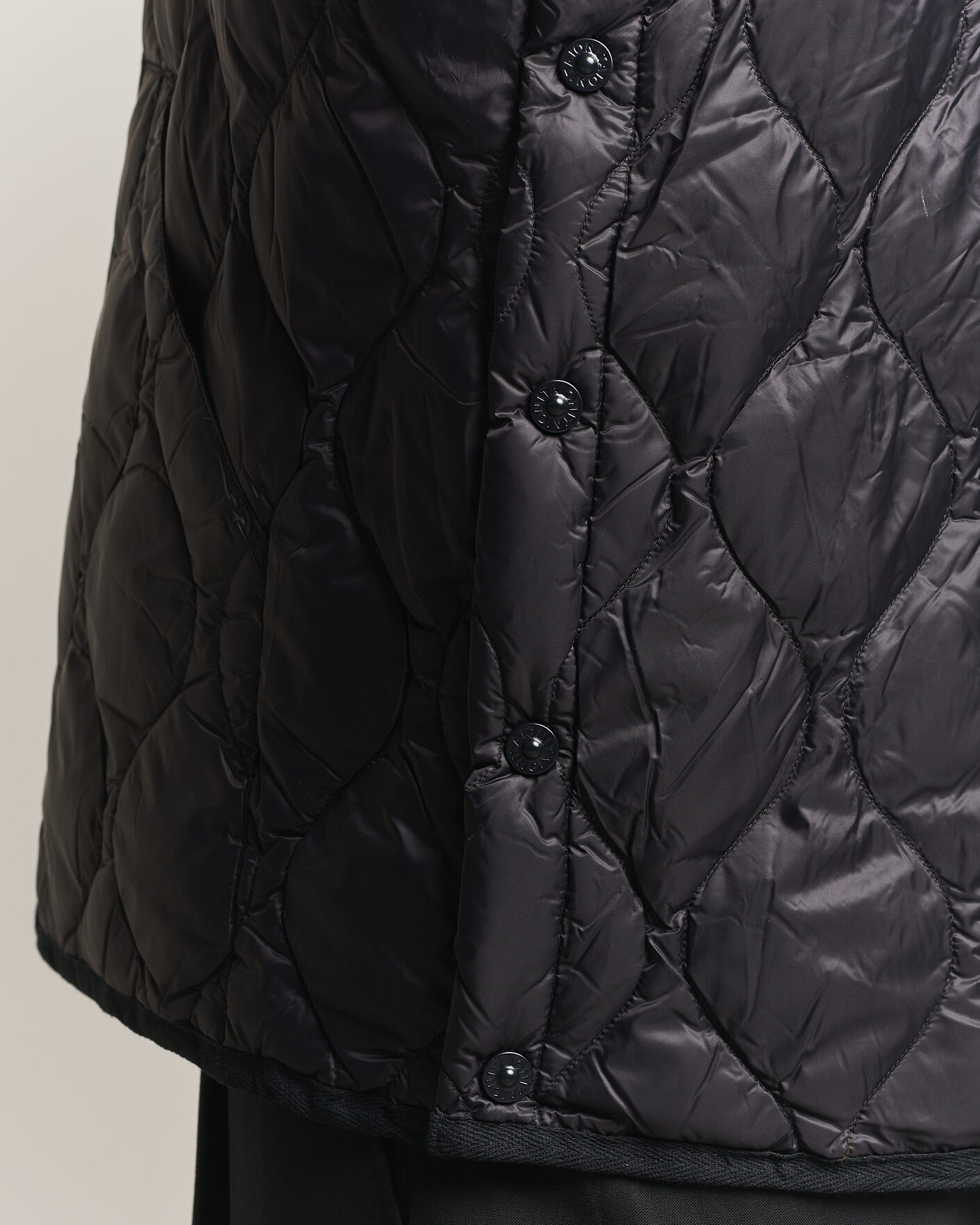 Mies | Ulkoliivit | TAION | Military Crew Neck Down Vest Black