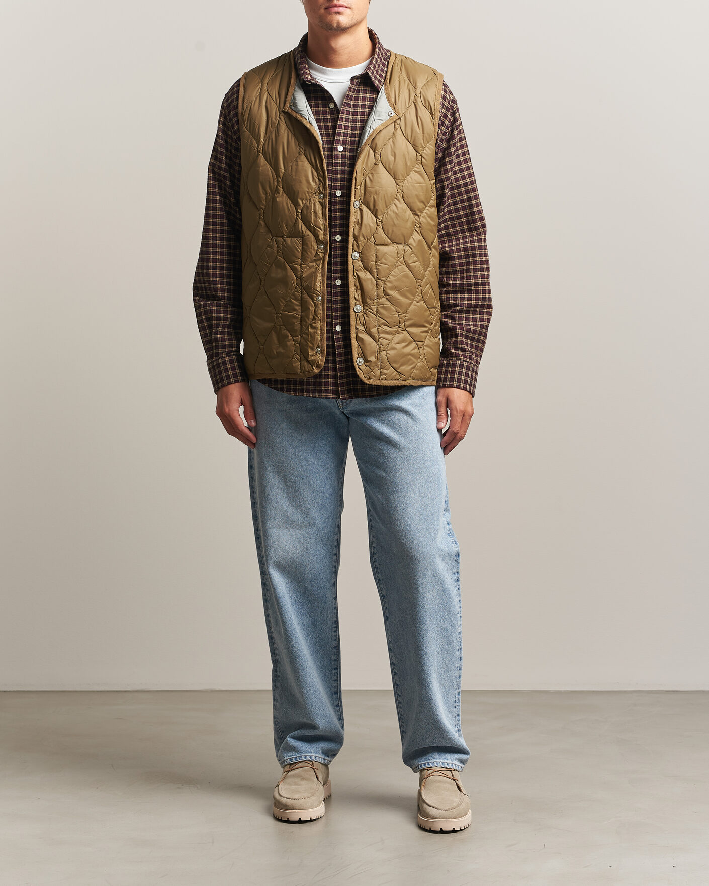 Mies | Ulkoliivit | TAION | Military Crew Neck Down Vest Dark Khaki Olive