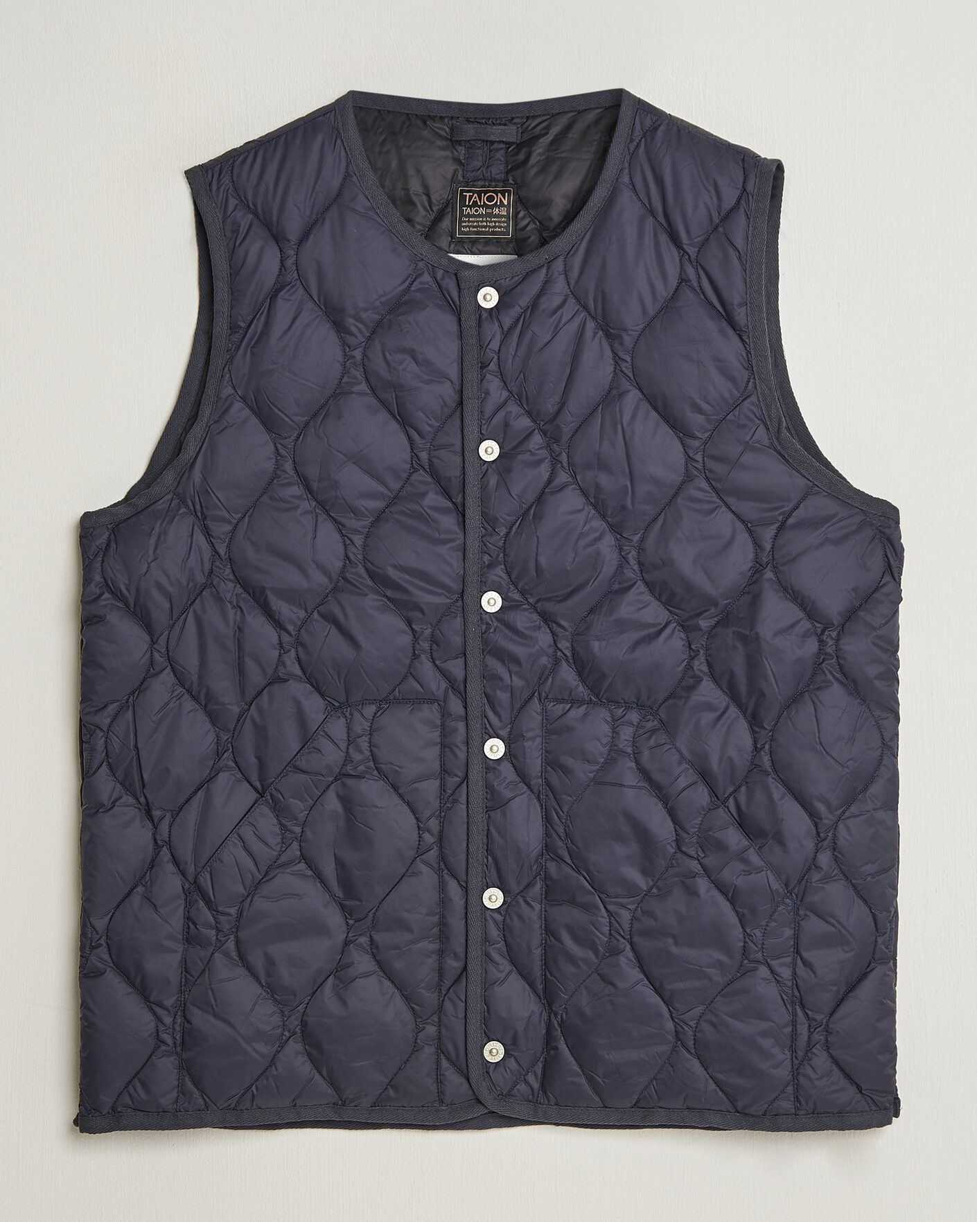 Mies | Ulkoliivit | TAION | Military Crew Neck Down Vest Dark Navy