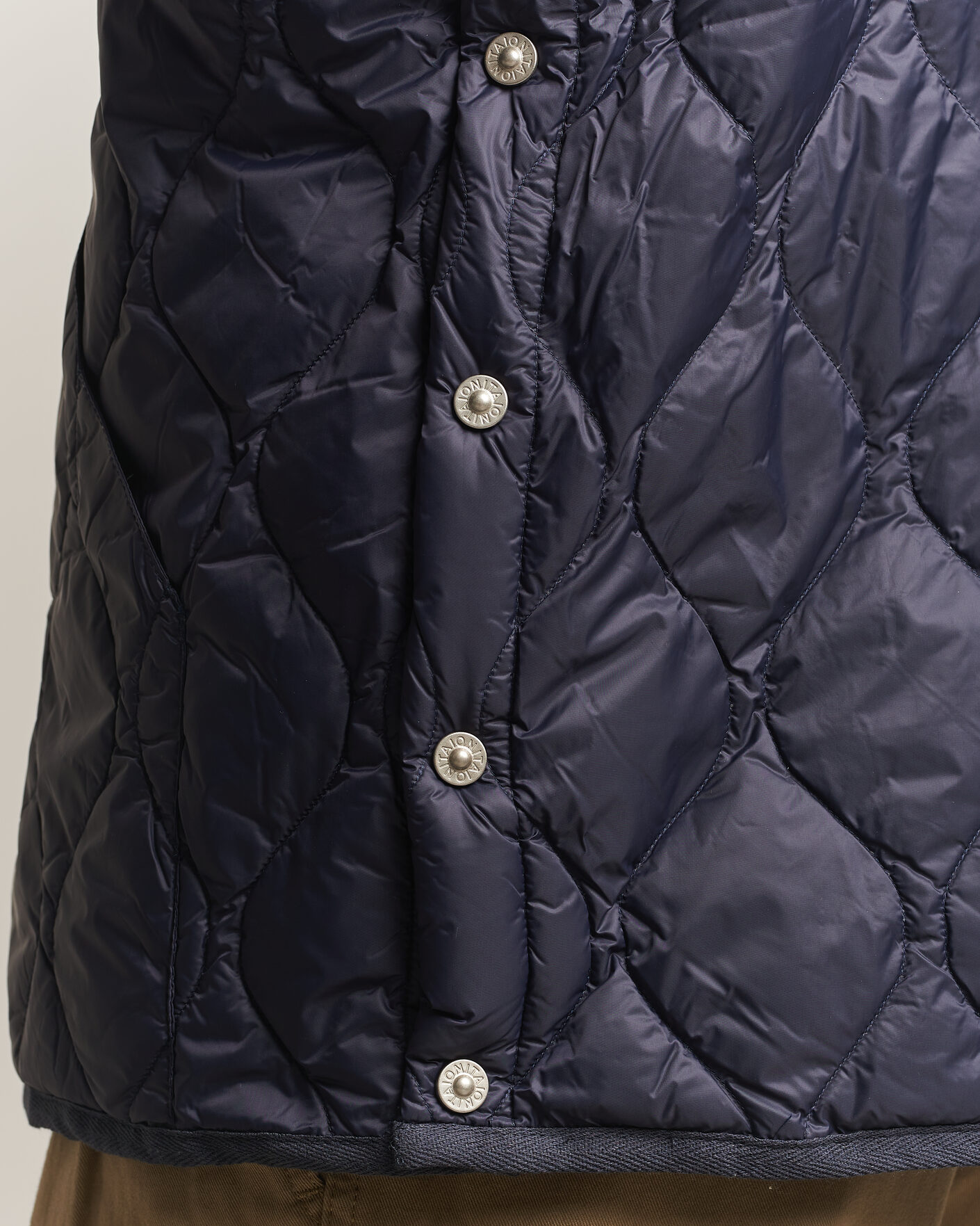 Mies | Ulkoliivit | TAION | Military Crew Neck Down Vest Dark Navy