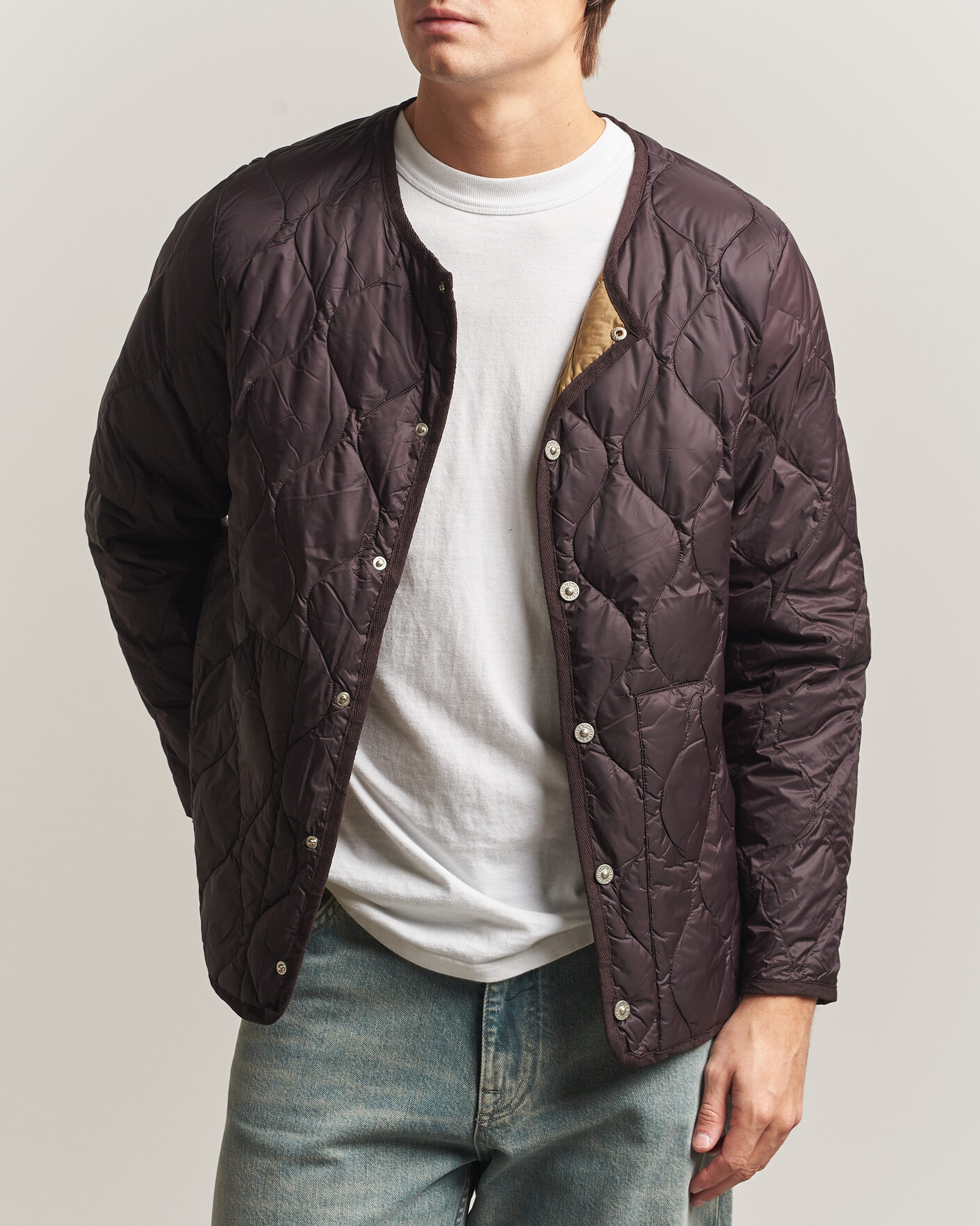Mies | Takit | TAION | Military Crew Neck Down Jacket Dark Choco