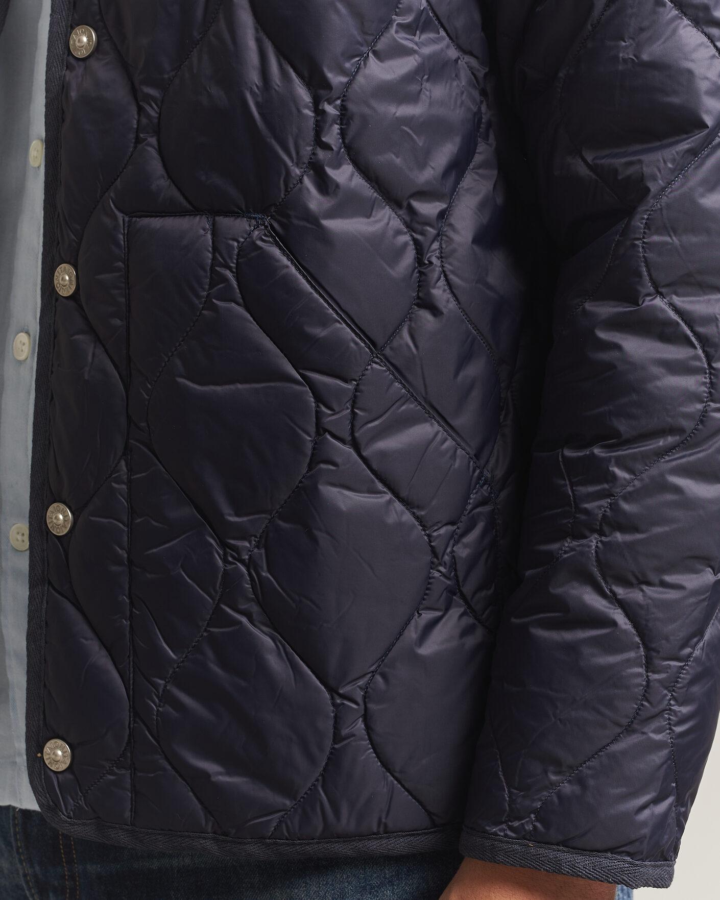 Mies | Takit | TAION | Military Crew Neck Down Jacket Dark Navy