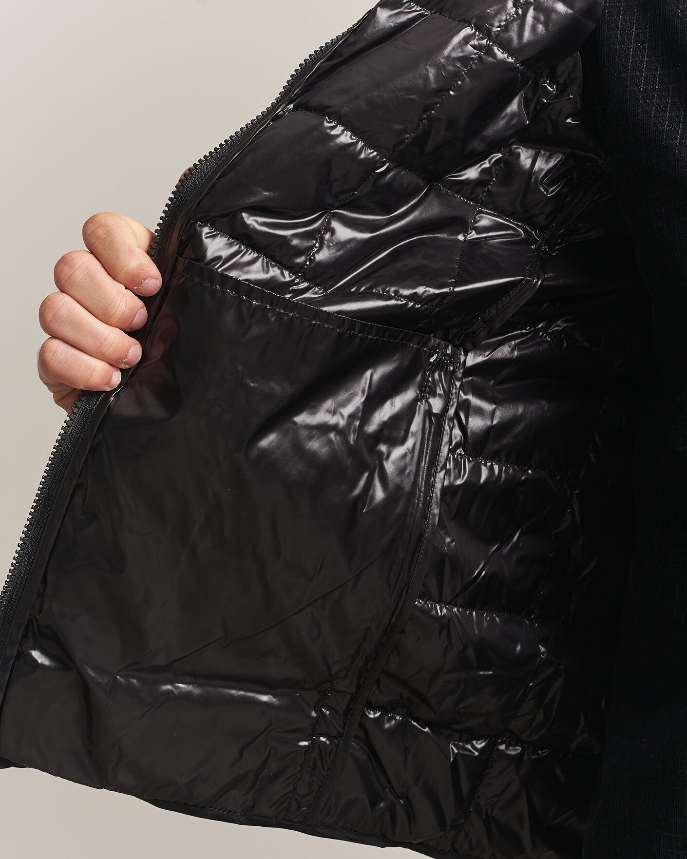 Mies | Takit | TAION | High Neck Full Zip Lightweight Down Jacket Black