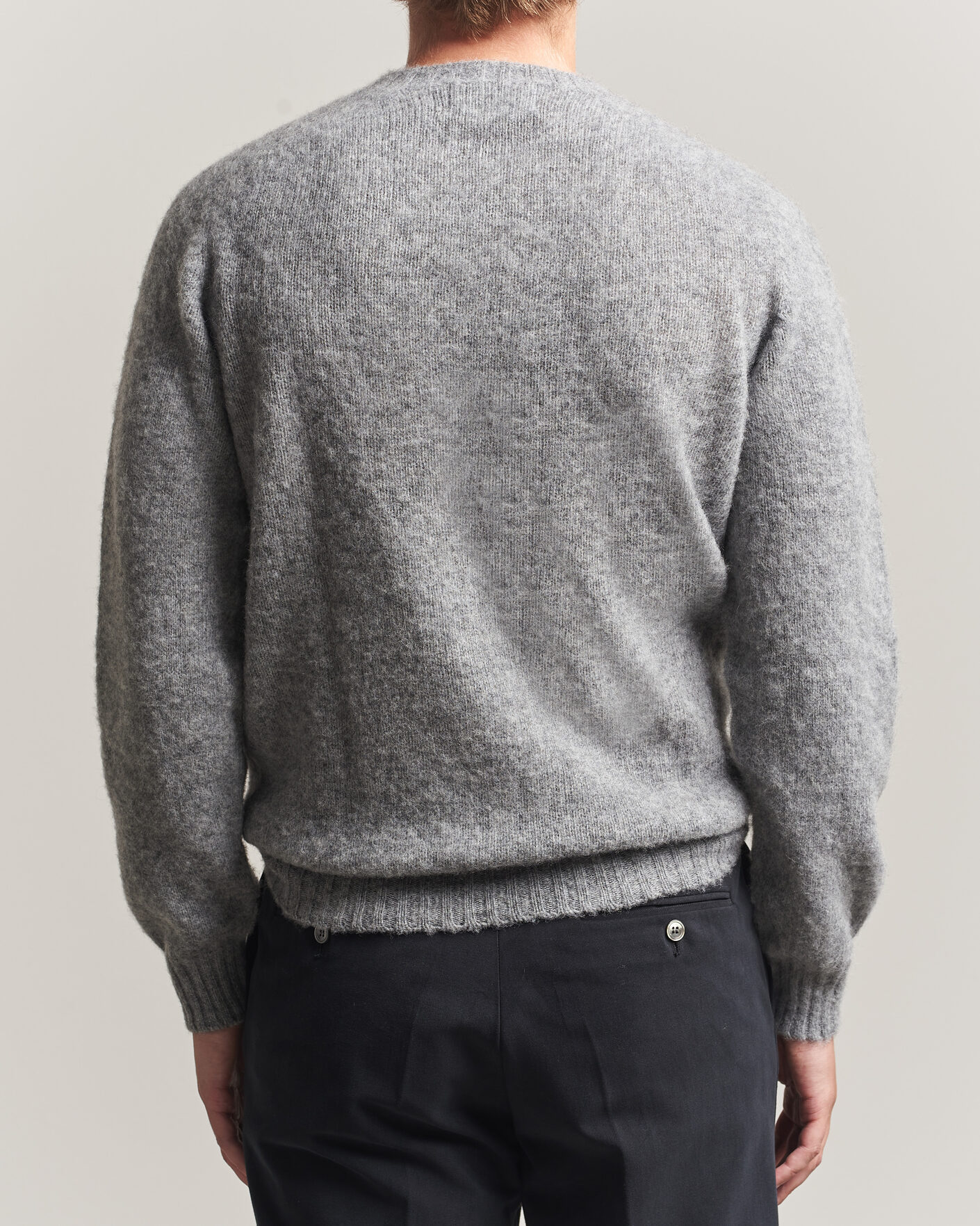 Mies | Puserot | Harley Of Scotland | Brushed Supersoft Lambswool Crewneck Mid Grey