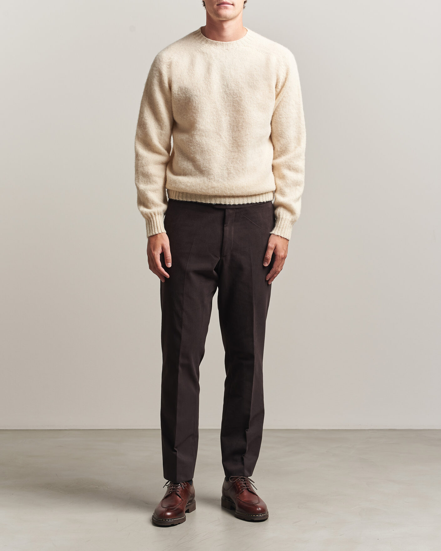 Mies | Puserot | Harley Of Scotland | Brushed Supersoft Lambswool Crewneck Vanilla