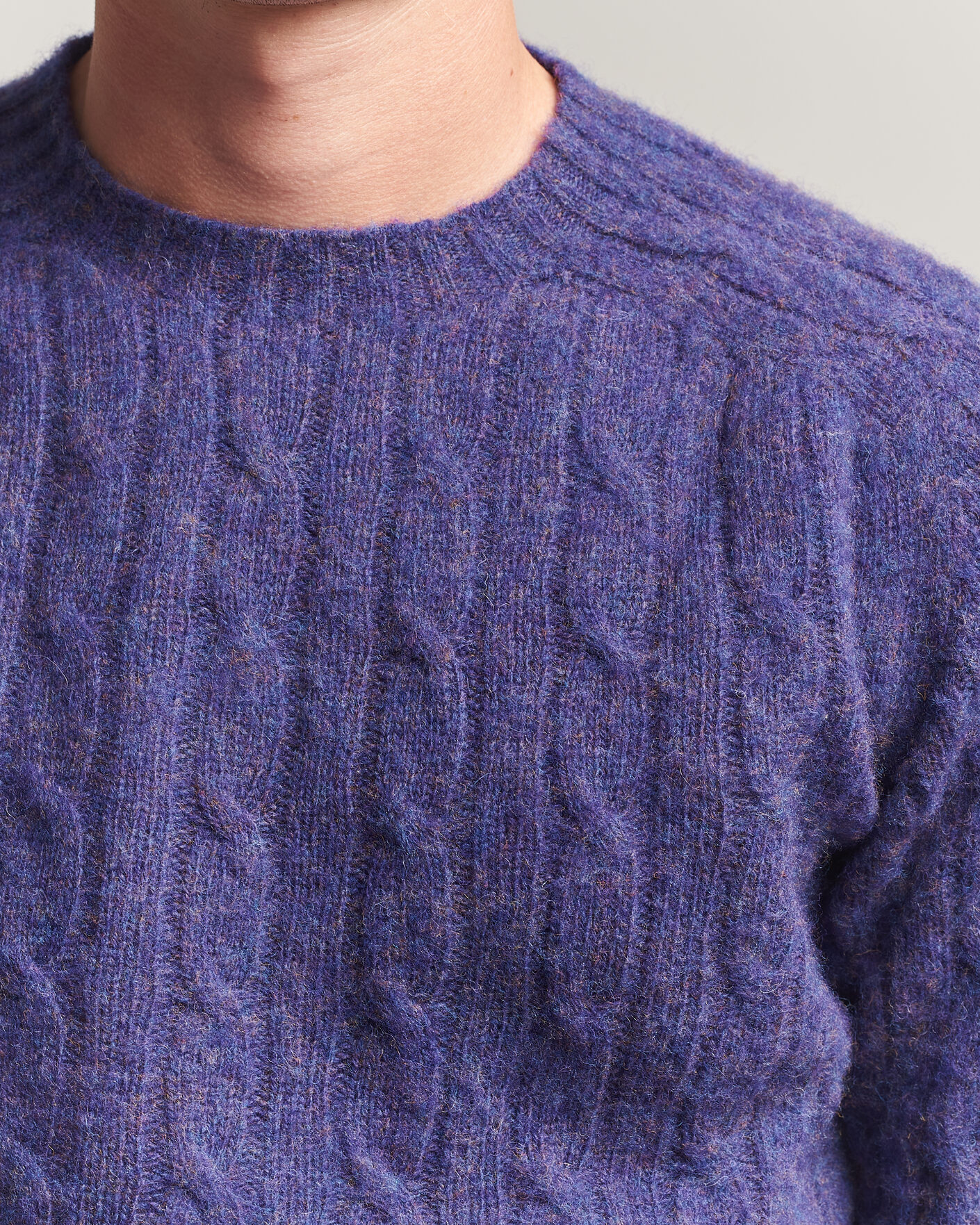 Mies | Puserot | Harley Of Scotland | Brushed Supersoft Lambswool Cable Iris