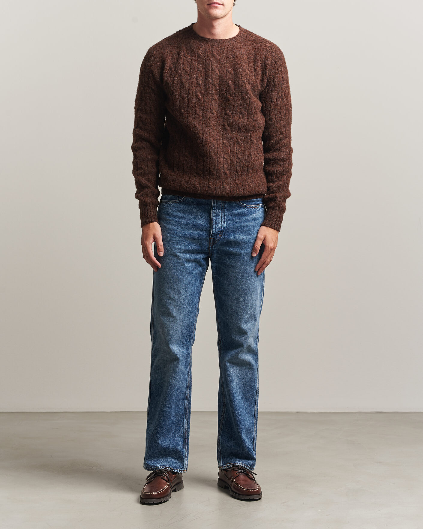 Mies | Puserot | Harley Of Scotland | Brushed Supersoft Lambswool Cable Marron