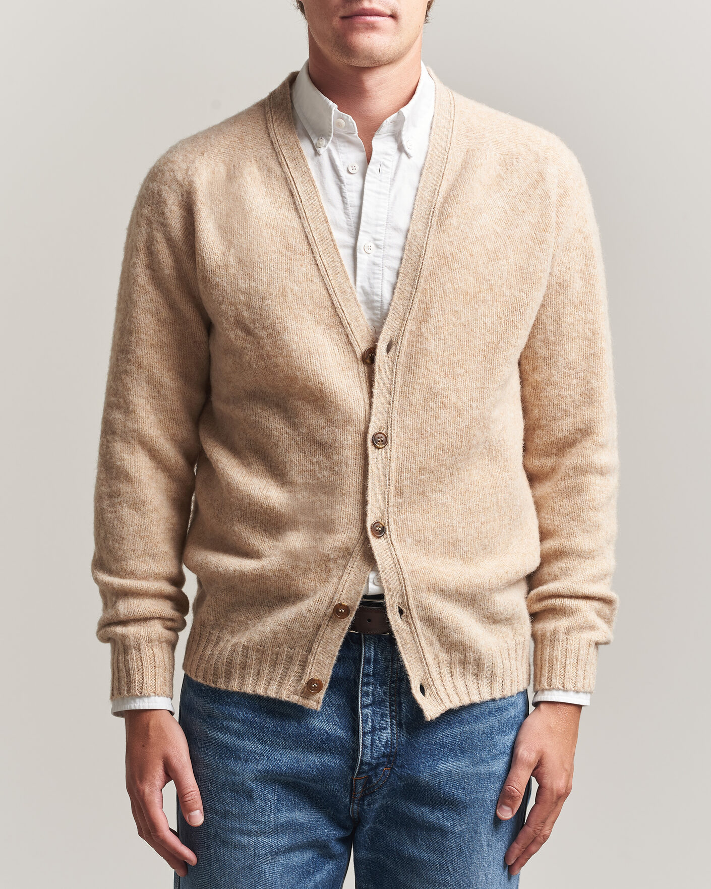 Mies | Puserot | Harley Of Scotland | Brushed Supersoft Lambswool Cardigan Calico