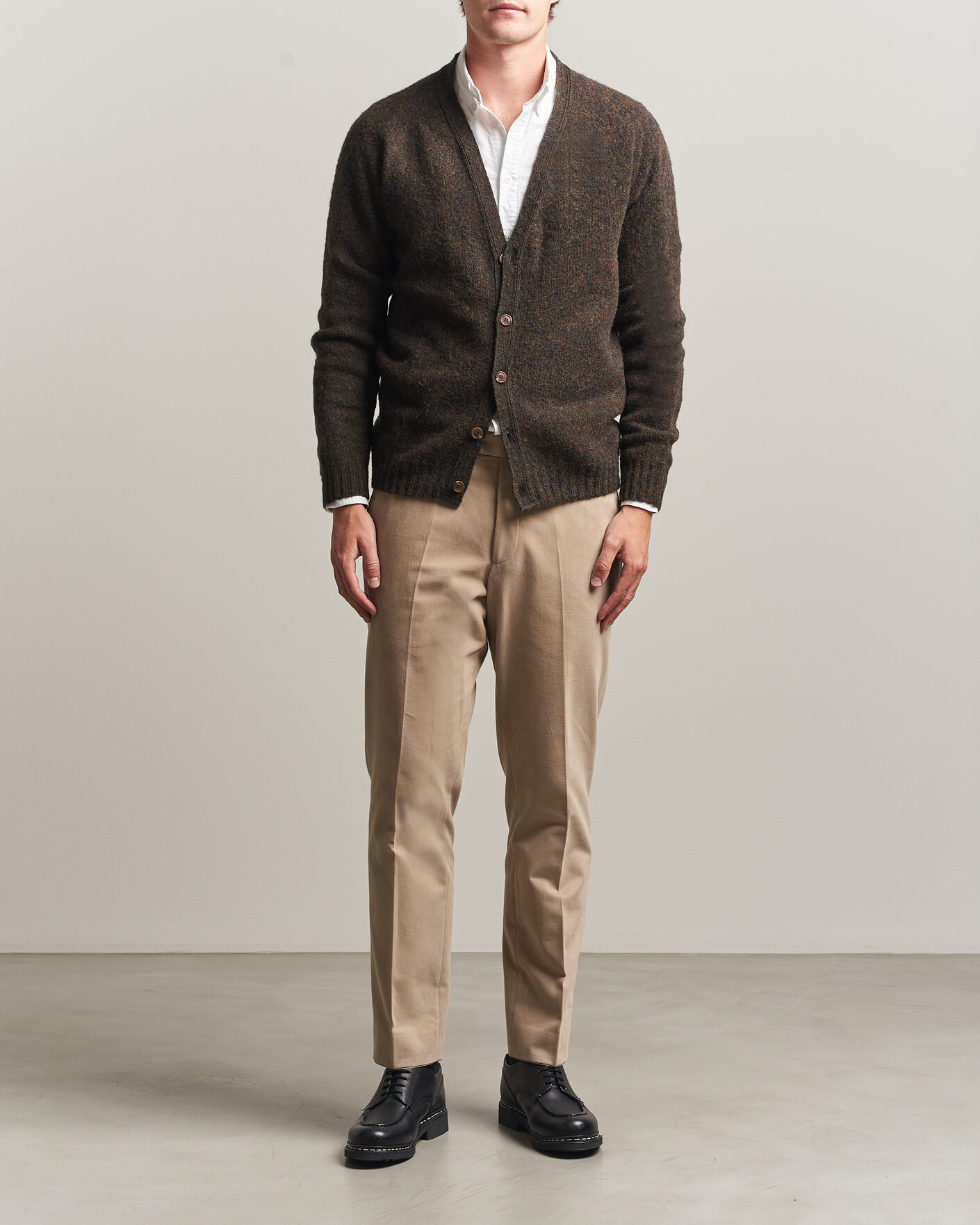 Mies | Puserot | Harley Of Scotland | Brushed Supersoft Lambswool Cardigan Carob