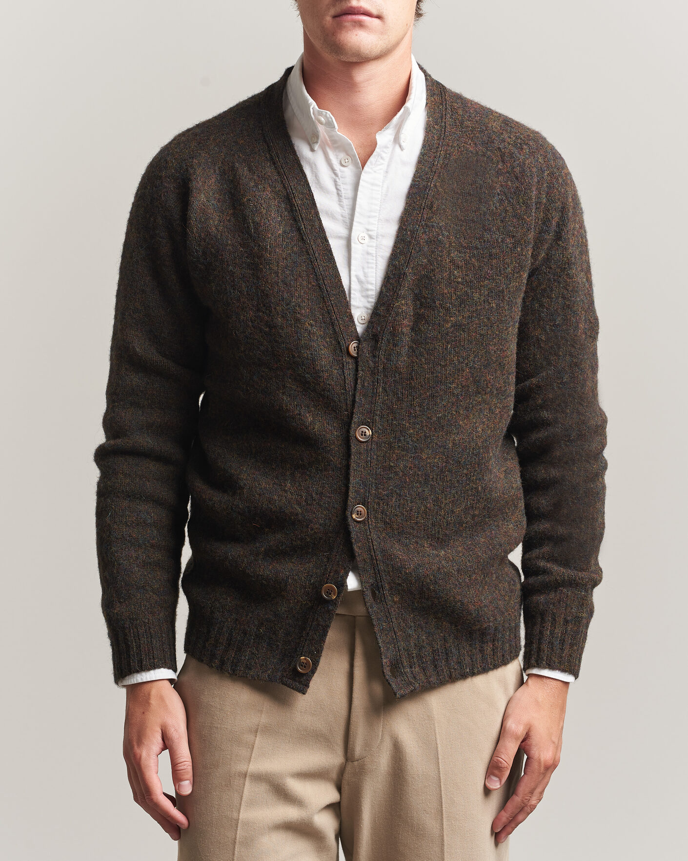 Mies | Puserot | Harley Of Scotland | Brushed Supersoft Lambswool Cardigan Carob
