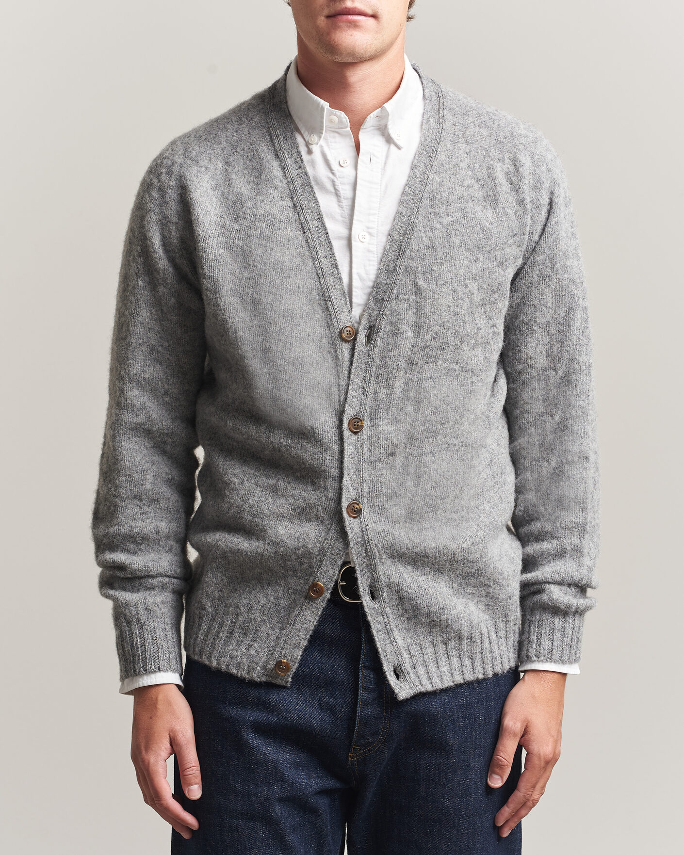 Mies | Puserot | Harley Of Scotland | Brushed Supersoft Lambswool Cardigan Mid Grey