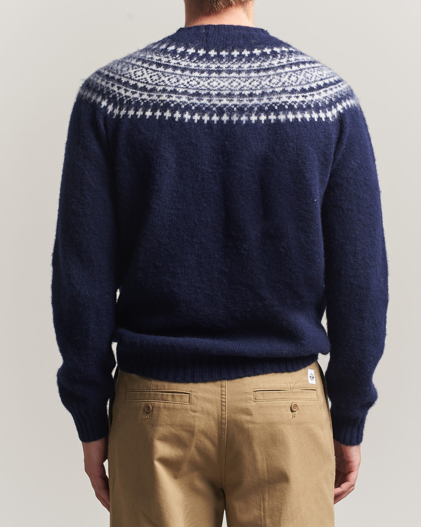 Mies | Puserot | Harley Of Scotland | Brushed Supersoft Lambswool Yolk Fairisle Navy/Snow White