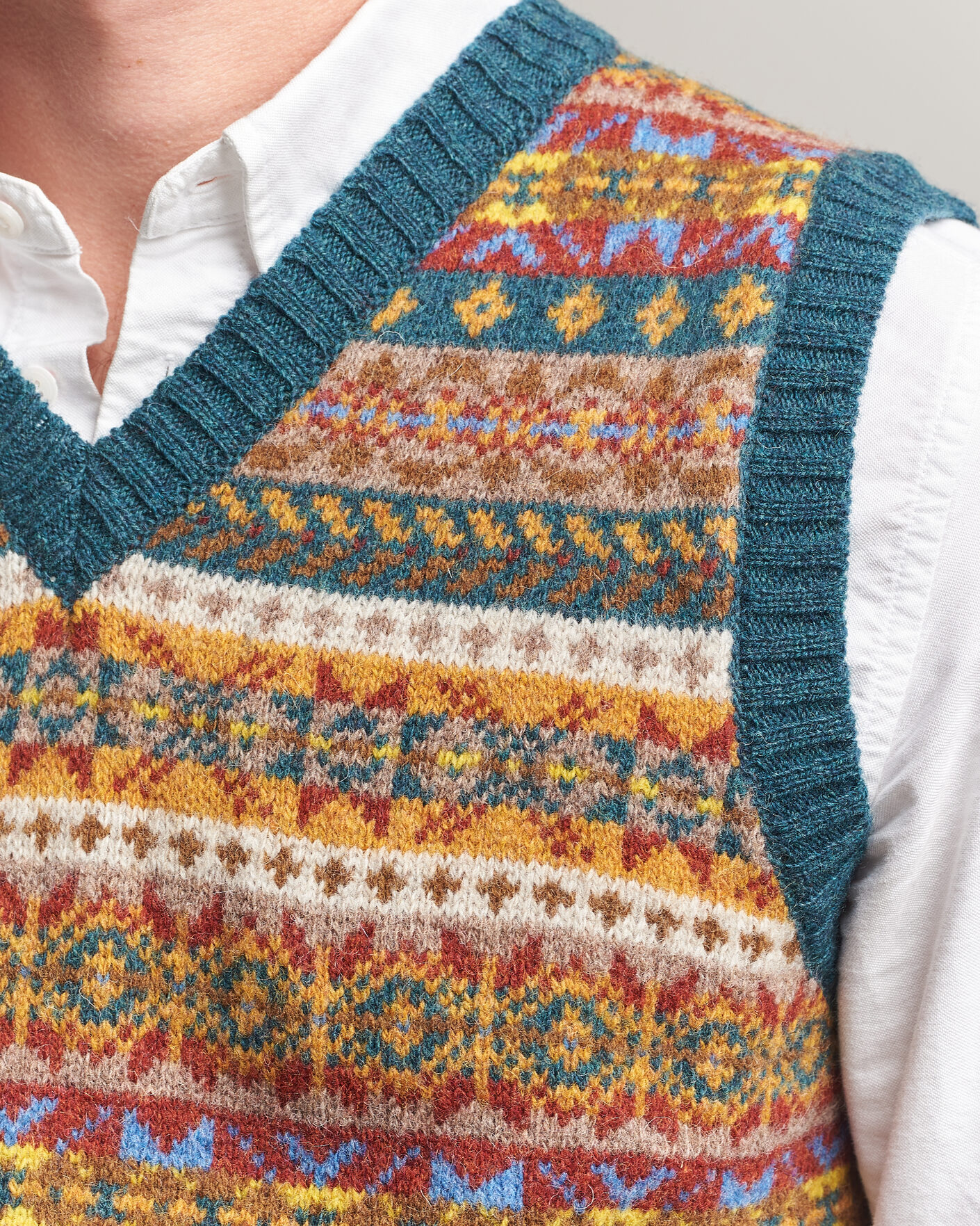 Mies | Puserot | Harley Of Scotland | Supersoft 2ply Lambswool Fairisle Vest Tempest