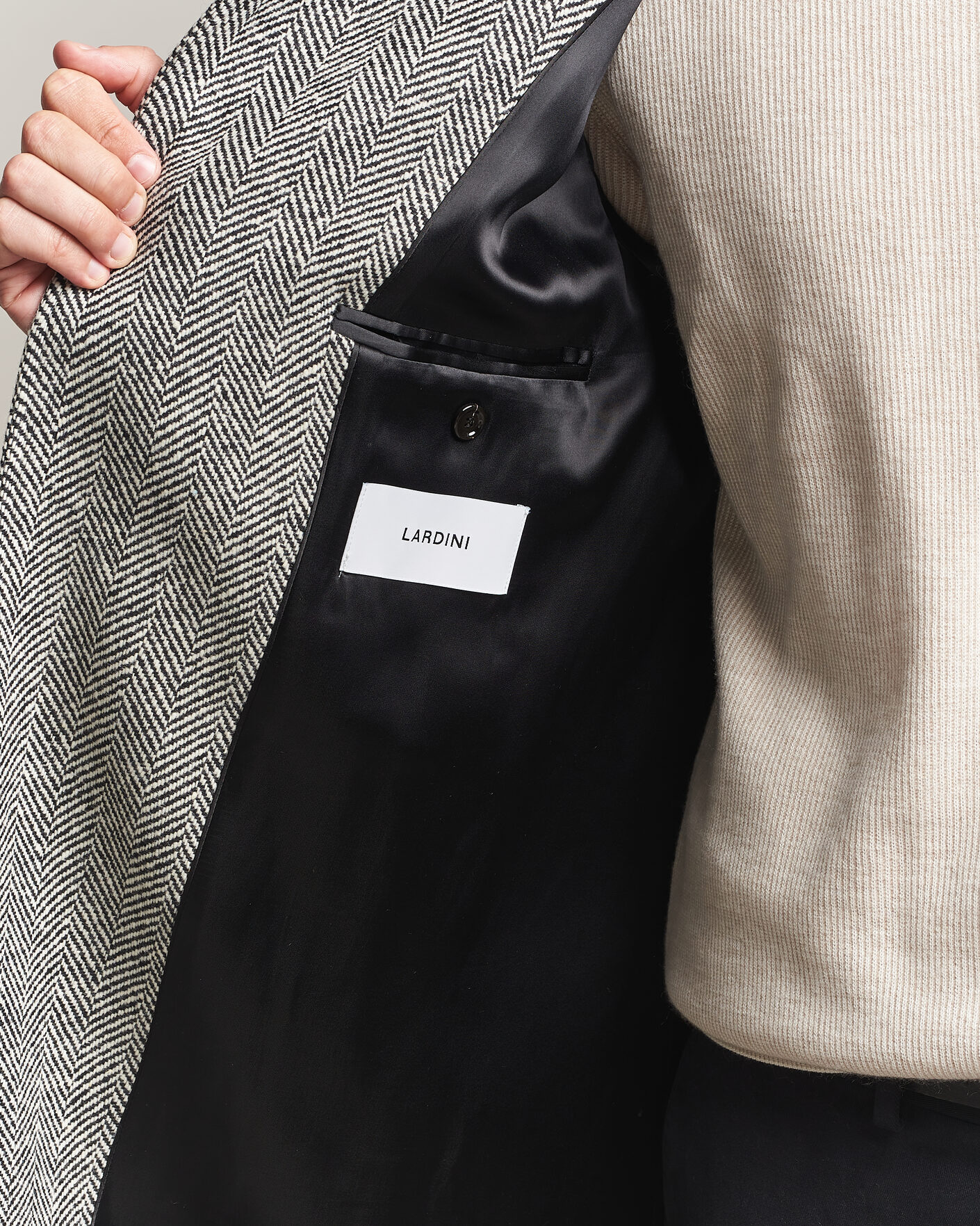 Mies | Takit | Lardini | Wool Herringbone Raglan Coat Dark Grey