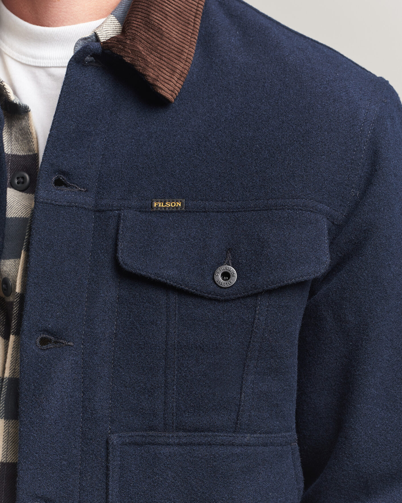 Mies | Takit | Filson | Spokane Insulated Short Cruiser Navy