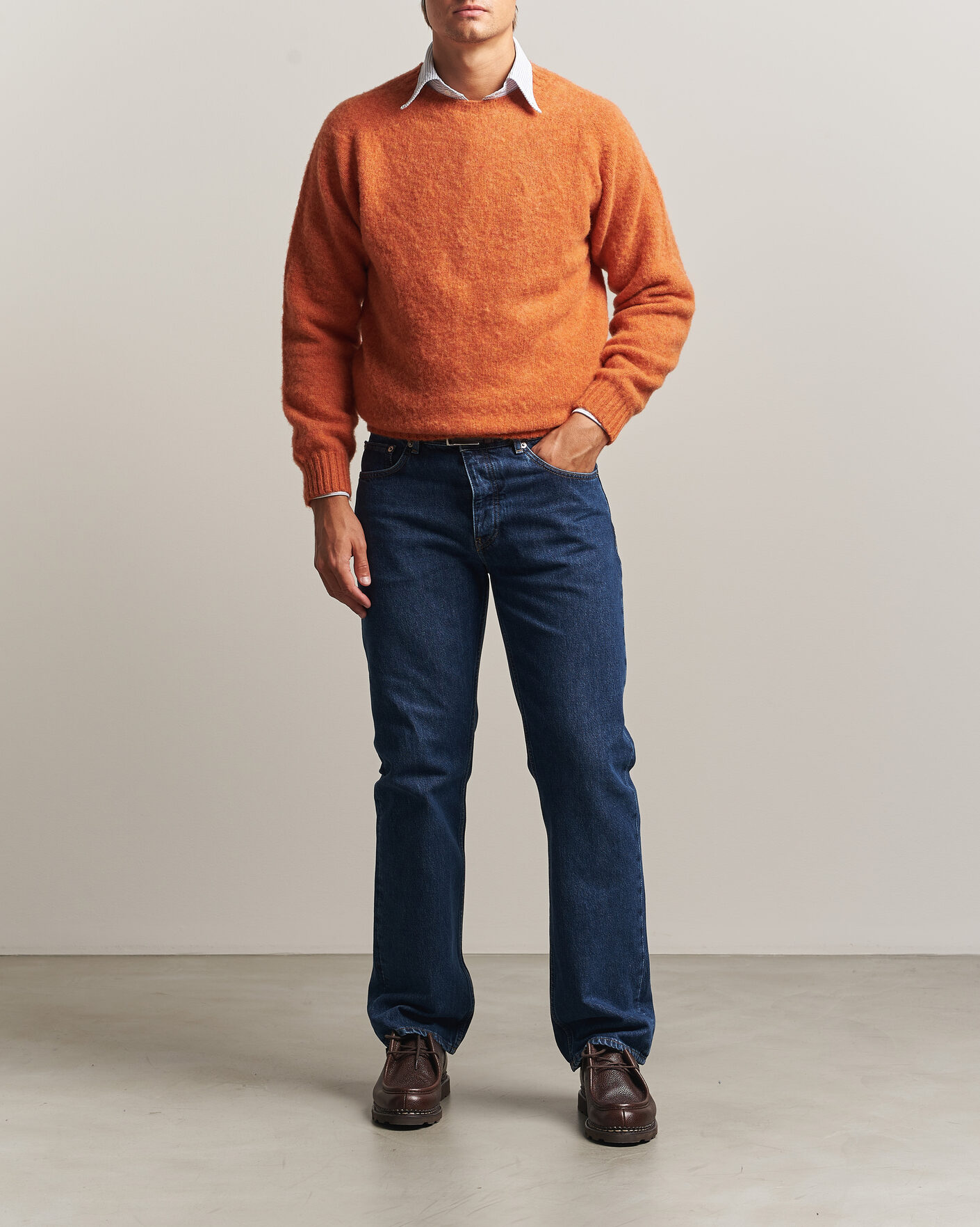 Mies | Puserot | Drake's | Brushed Shetland Crew Orange