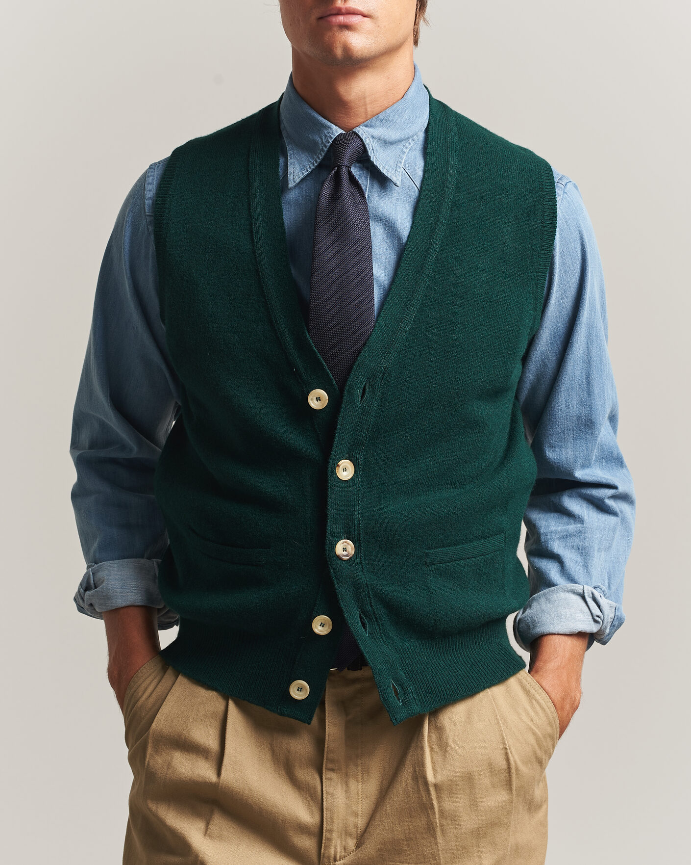 Mies | Puserot | Drake's | Lambswool Vest Cardigan Green