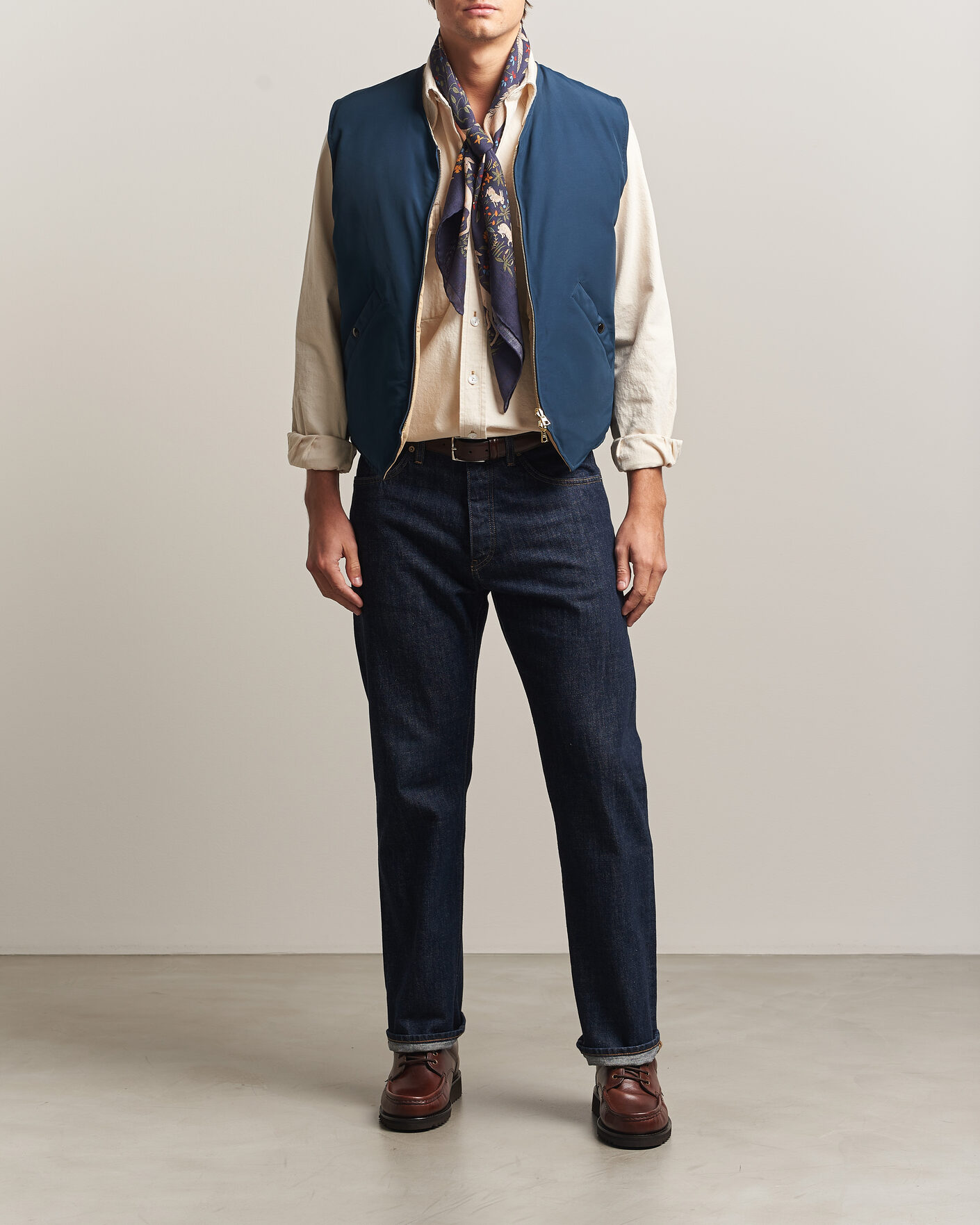 Mies | Ulkoliivit | Drake's | Reversible Down Vest Petrol/Ecru