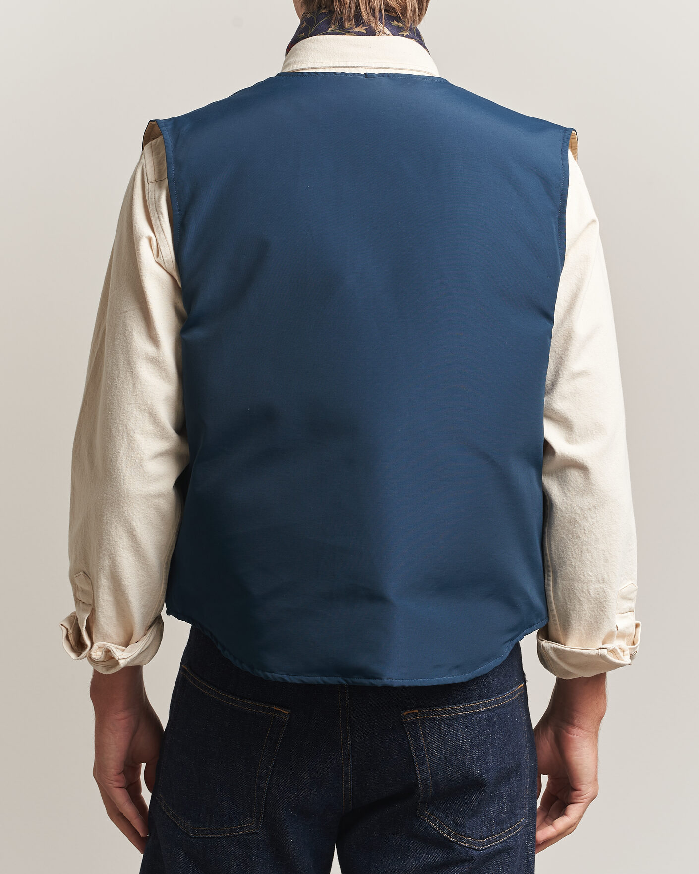 Mies | Ulkoliivit | Drake's | Reversible Down Vest Petrol/Ecru