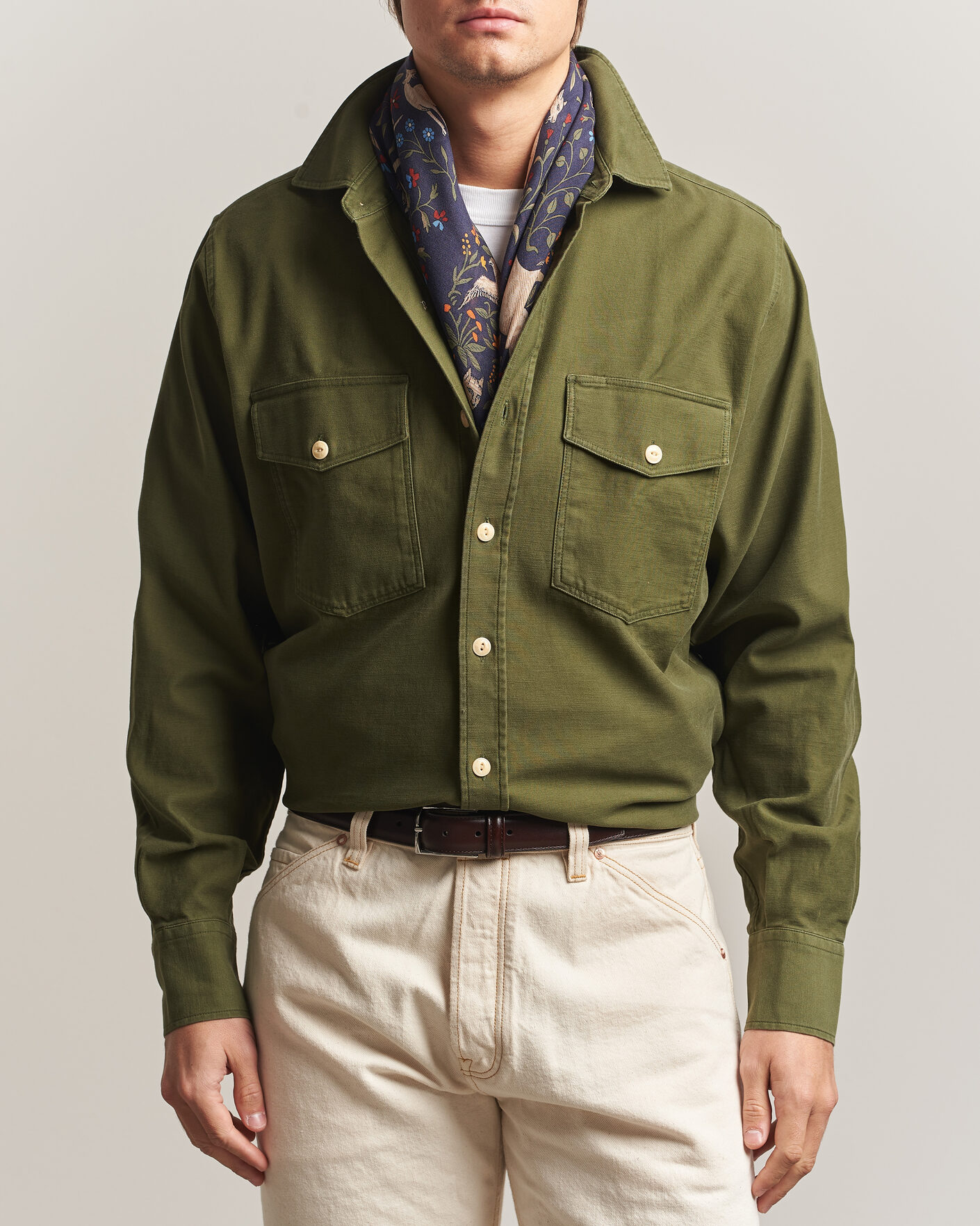 Mies | Kauluspaidat | Drake's | Two Pocket Casual Cotton Shirt Olive