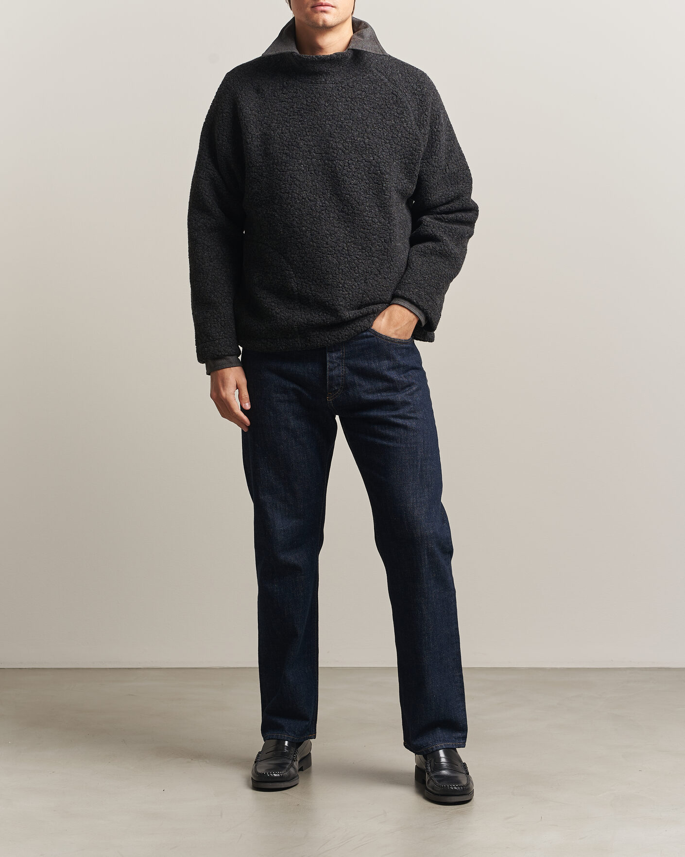 Mies | Puserot | Drake's | Mock Neck Fleece Grey
