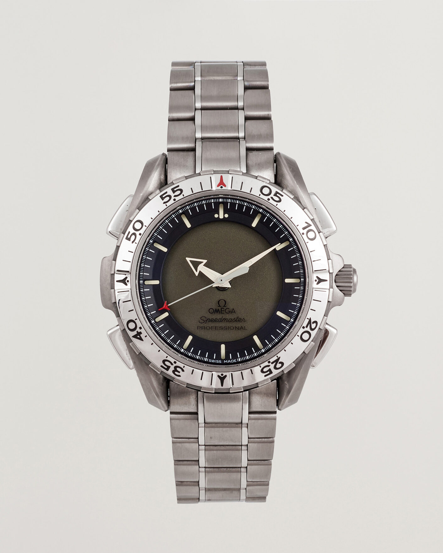 Mies | Pre-Owned & Vintage Watches | Omega Pre-Owned | Speedmaster Skywalker X-33