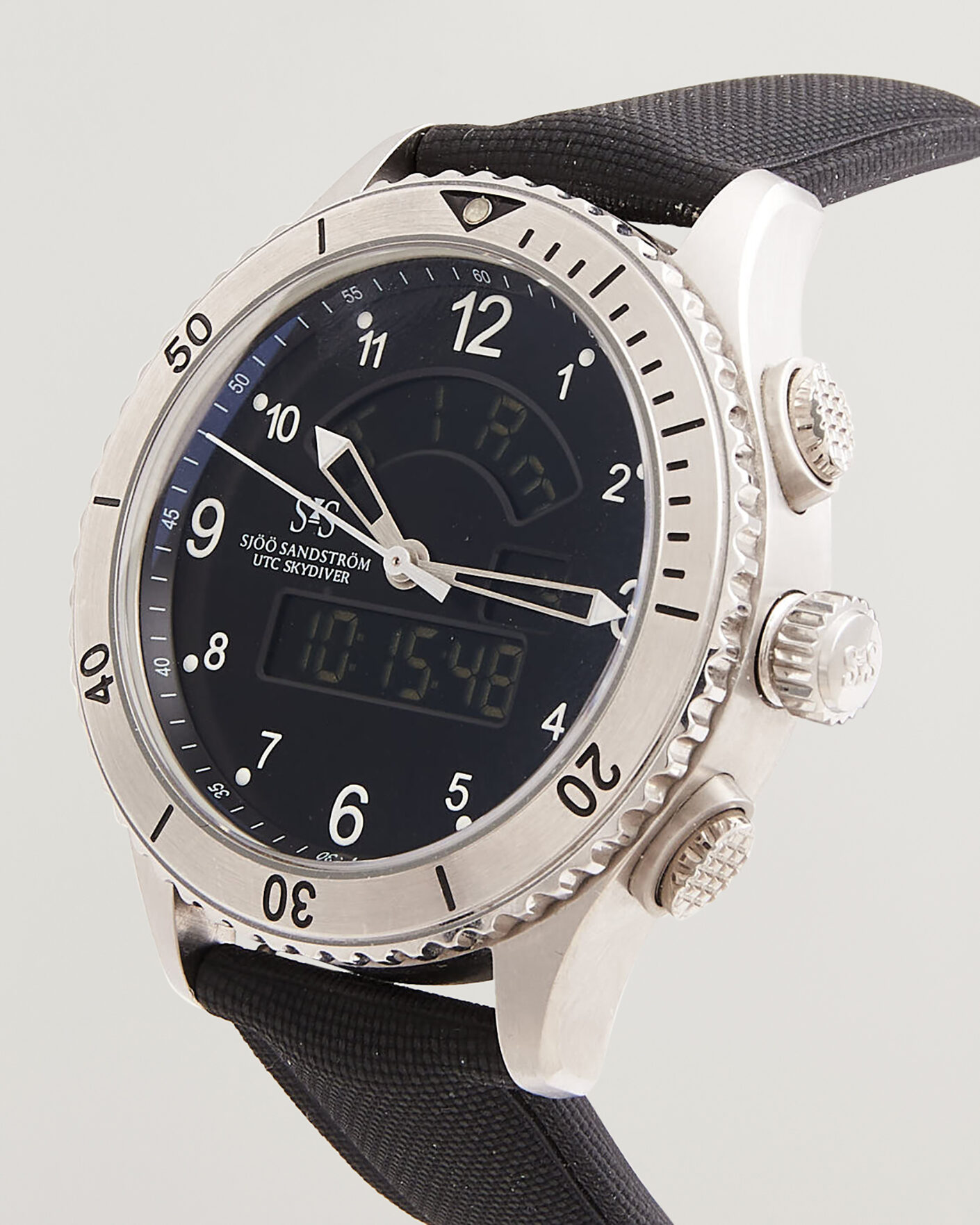 Mies | Pre-Owned & Vintage Watches | Sjöö Sandström Pre-Owned | UTC Skydiver