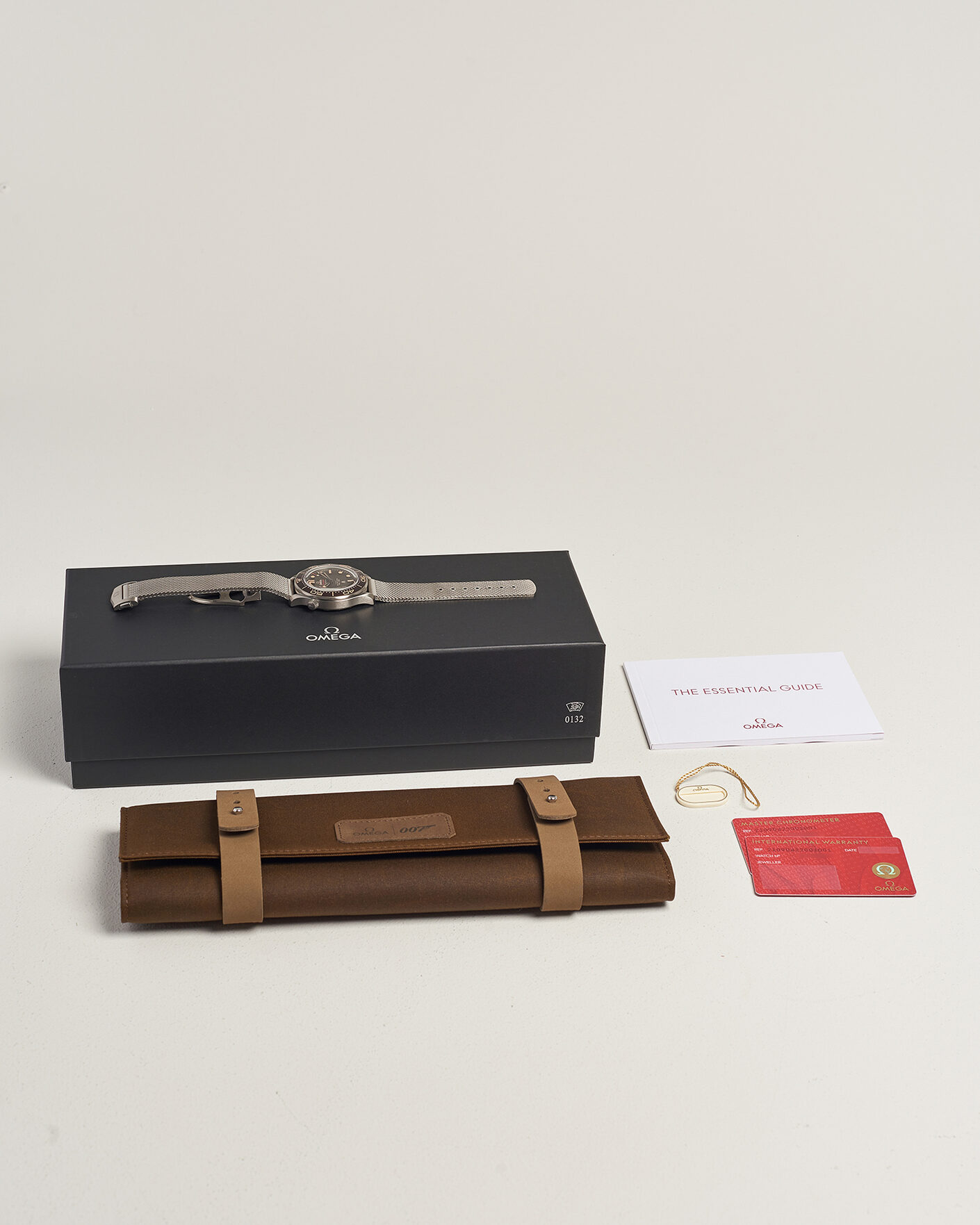 Mies | Pre-Owned & Vintage Watches | Omega Pre-Owned | Seamaster Diver 300M 007
