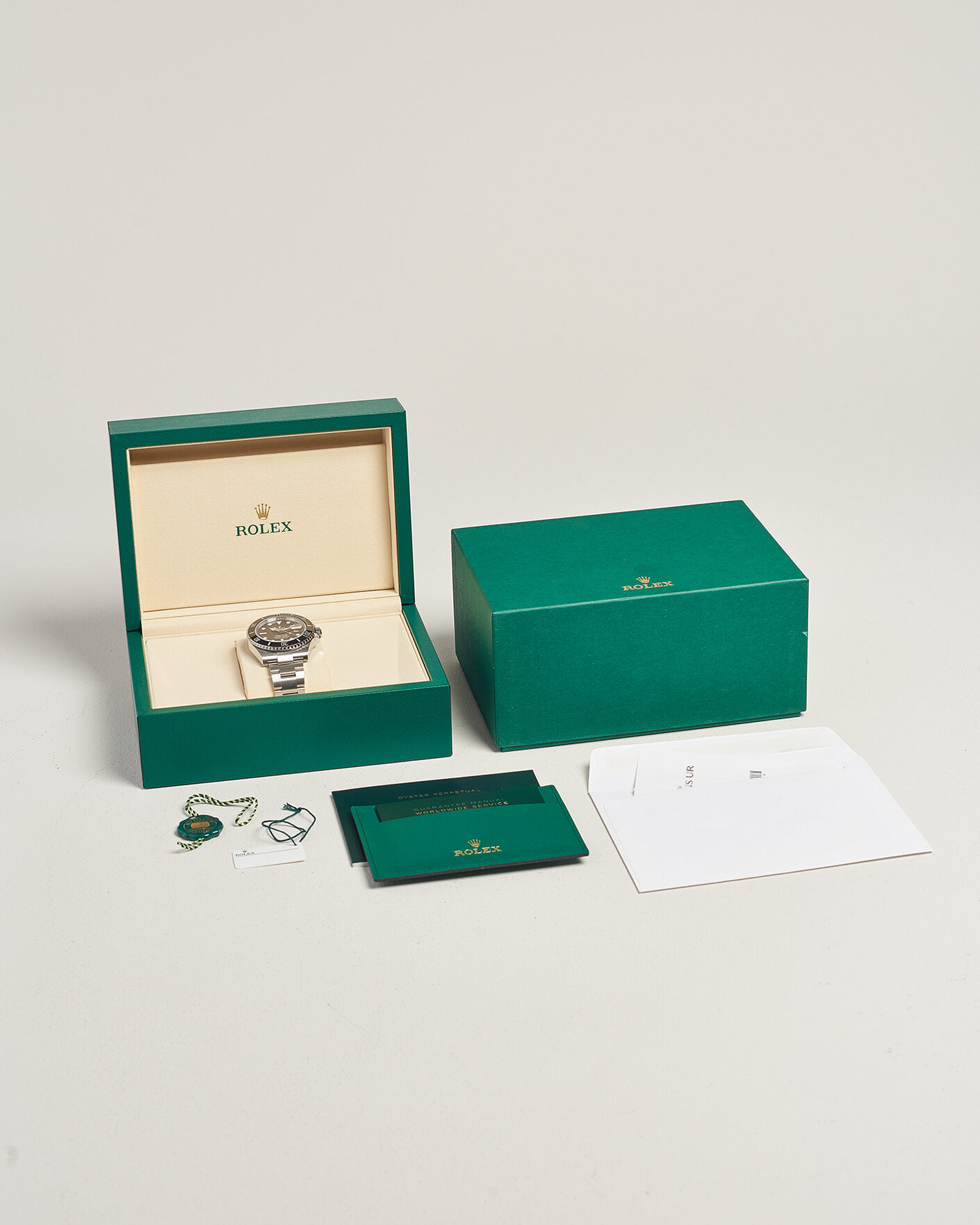 Mies | Pre-Owned & Vintage Watches | Rolex Pre-Owned | Submariner Date  