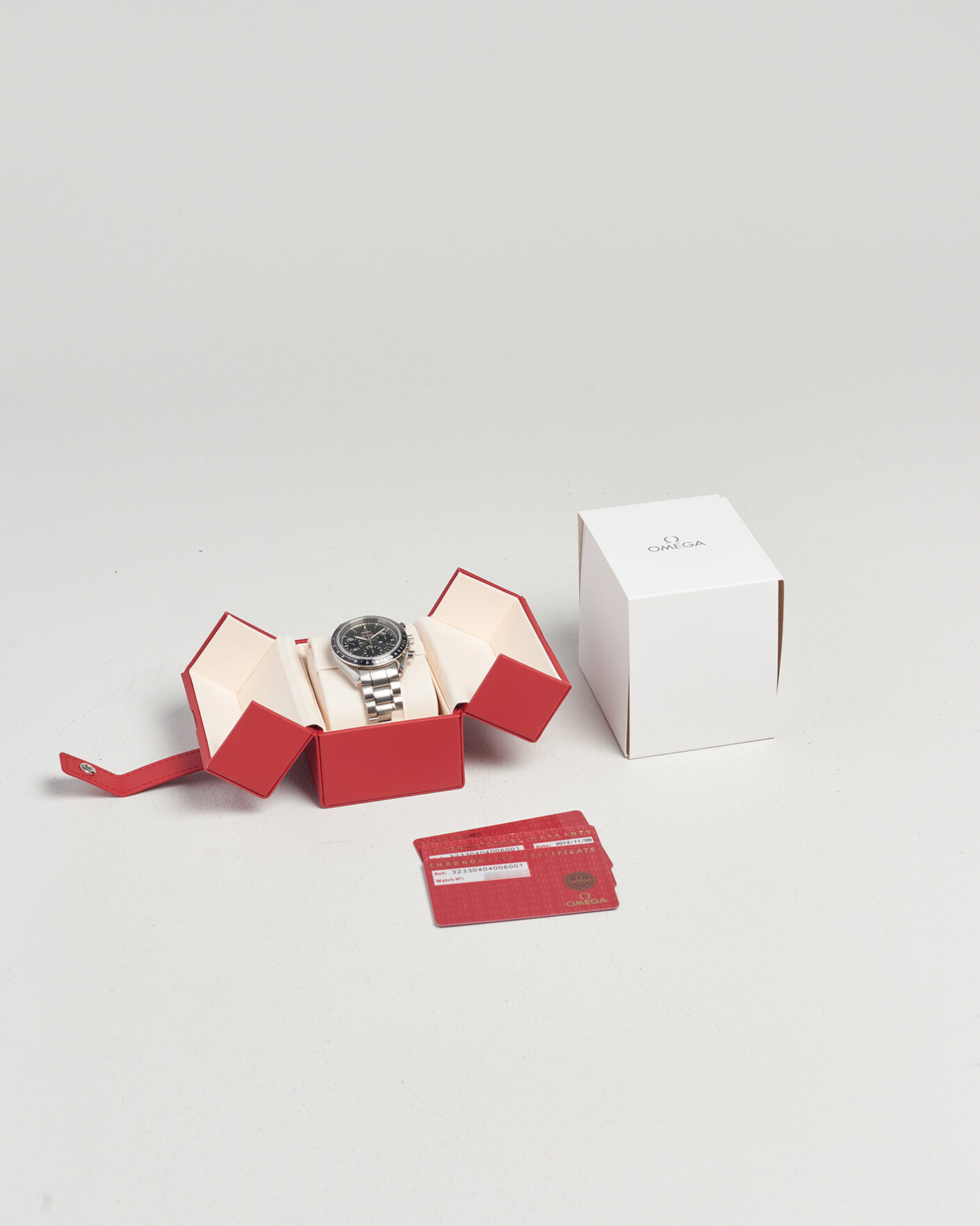 Mies | Pre-Owned & Vintage Watches | Omega Pre-Owned | Speedmaster Date 323.30.40.40.06.001 