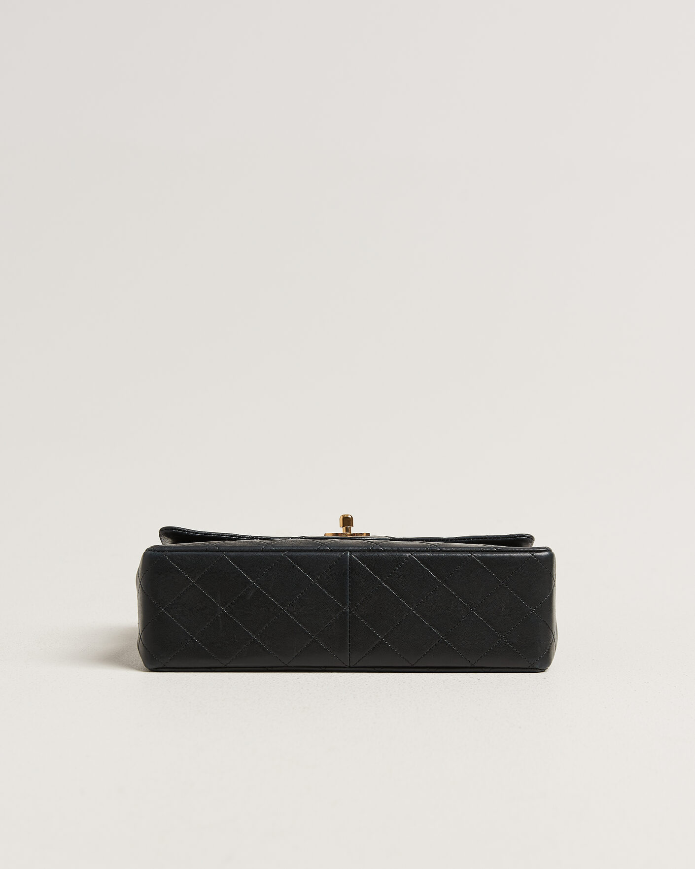 Mies | Pre-Owned & Vintage Bags | Chanel Pre-Owned | Classic Medium Square Double Flap Bag Lambskin Black