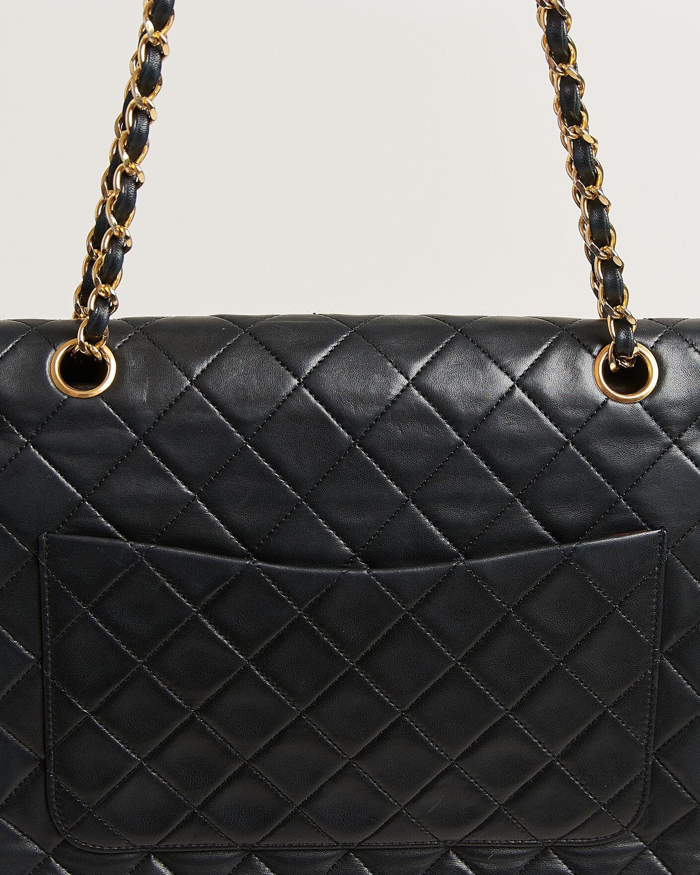 Mies | Pre-Owned & Vintage Bags | Chanel Pre-Owned | Classic Medium Square Double Flap Bag Lambskin Black