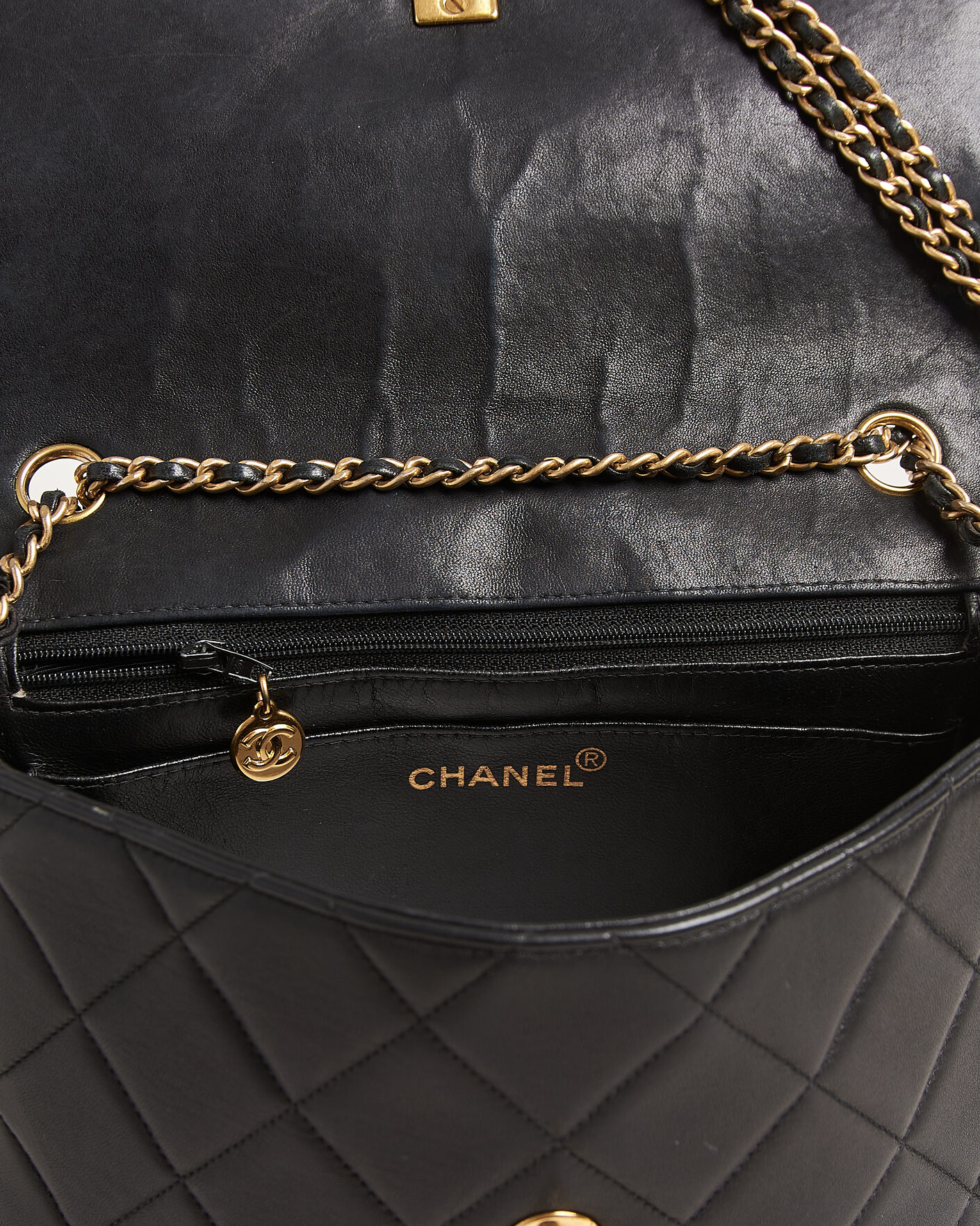 Mies | Pre-Owned & Vintage Bags | Chanel Pre-Owned | Single Flap Bag Lambskin Black